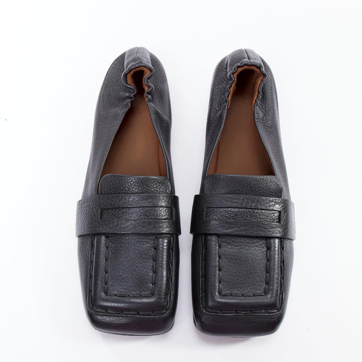 MARSELL Spatolona negro puntera cuadrada mocasines planos elásticos EU38
Referencia: TGAS/E00175
Marca: Marsell
Model No: Spatolona
Material: Piel
Color: Negro
Patrón: Sólido
Cierre: Elástico
Forro: Piel marrón
Detalles adicionales: Model No: