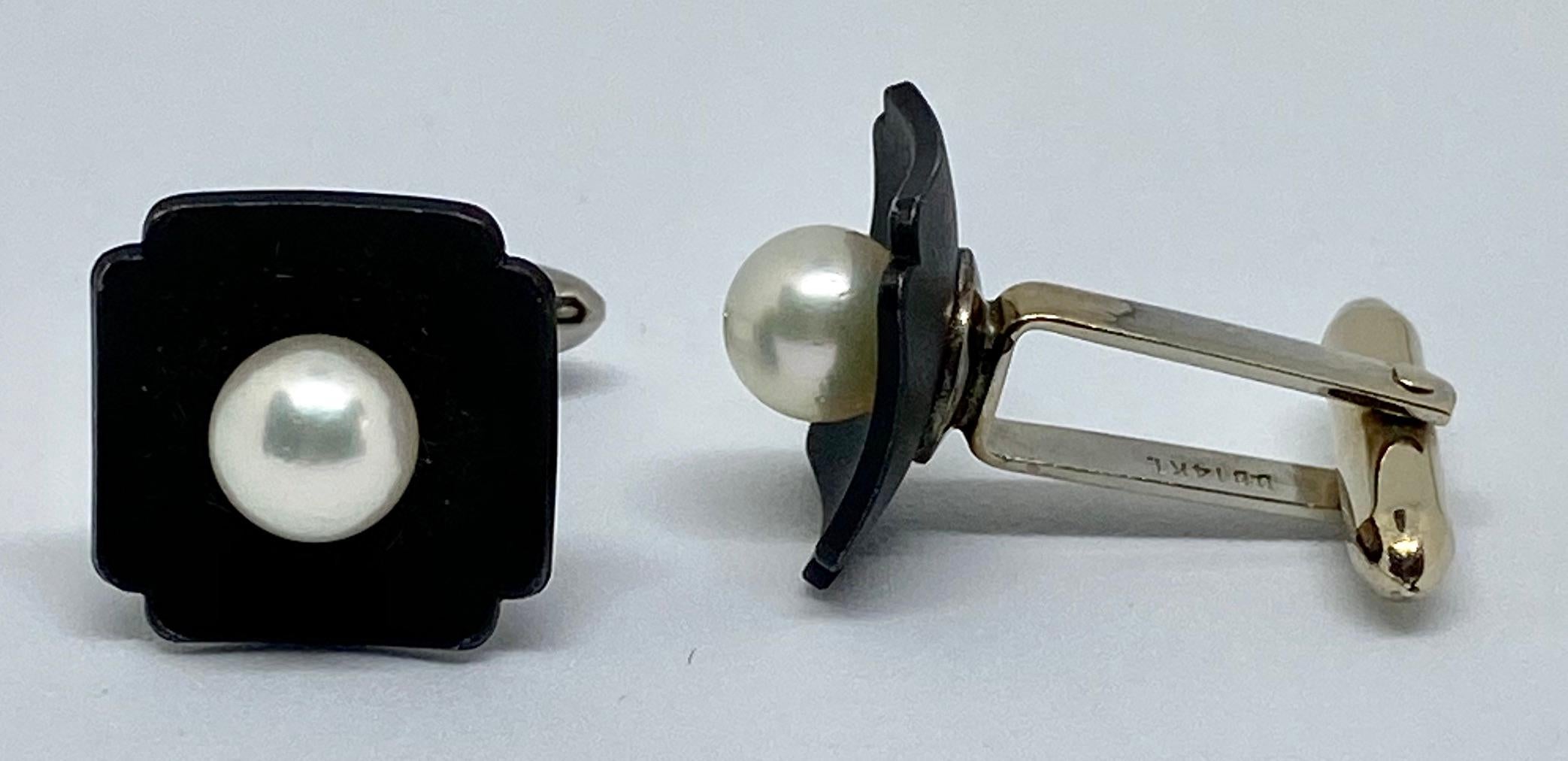Marsh & Company Gold, Oxidized Steel and Cultured Pearl Cufflinks Dress Set For Sale 2