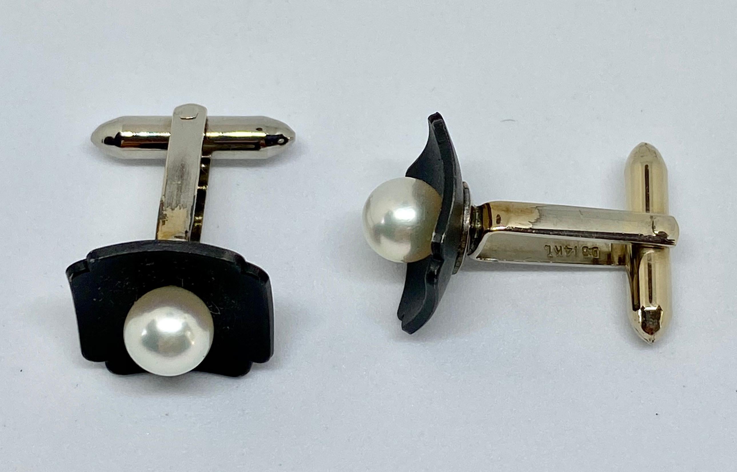 Marsh & Company Gold, Oxidized Steel and Cultured Pearl Cufflinks Dress Set In Good Condition For Sale In San Rafael, CA