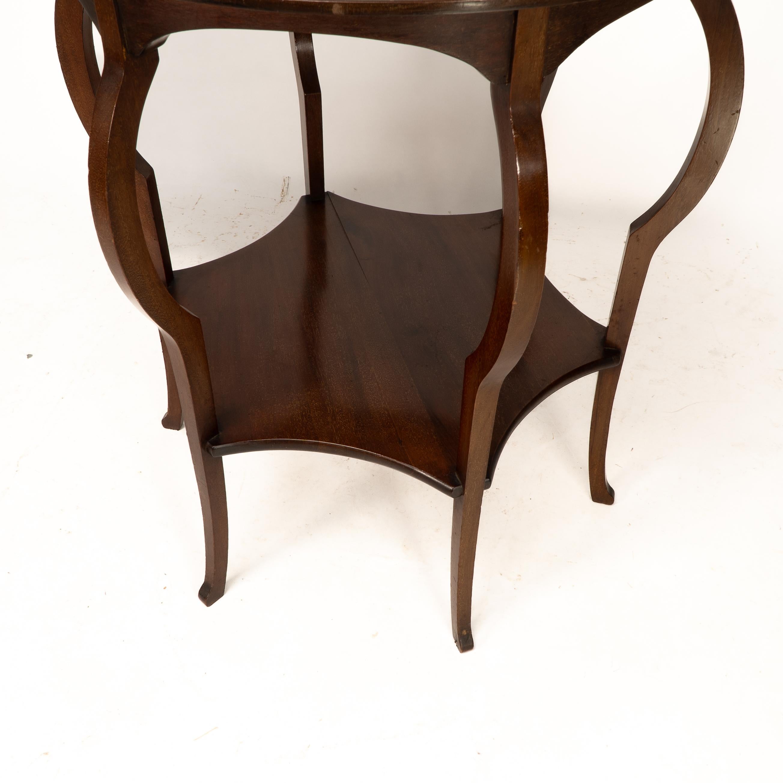 Marsh Jones and Cribb. A superb pair of side tables For Sale 7
