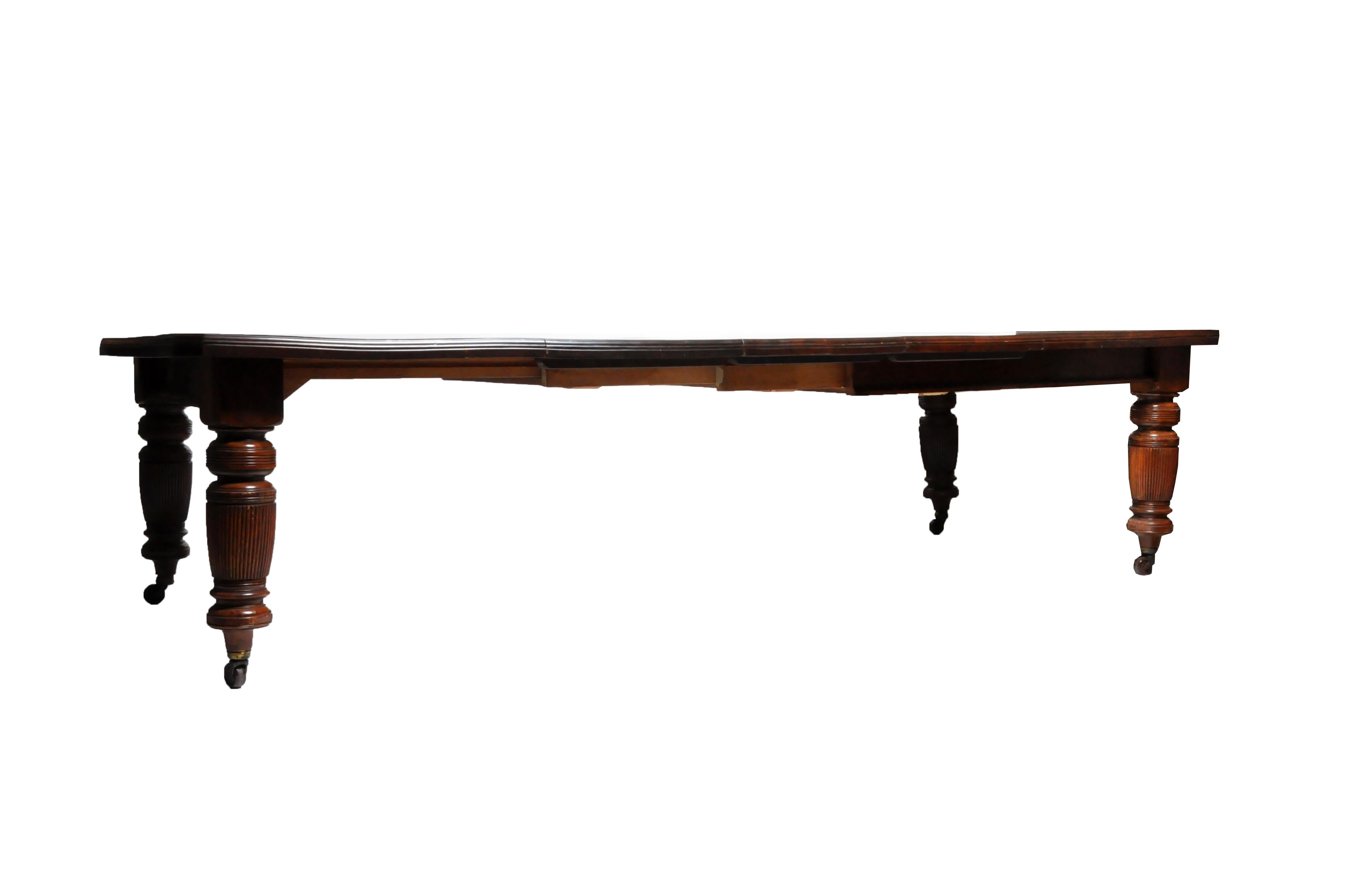 Marsh, Jones, & Cribb Antique Dining Table with Three Leaves 3