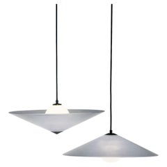 MARSHA 01/02 Pendant Duo Light in Cloud Grey Glass
Black Powder-Coated Finish MARSHA 01/02 Pendant Duo Light in Cloud Grey Glass
Black Powder-Coated Finish