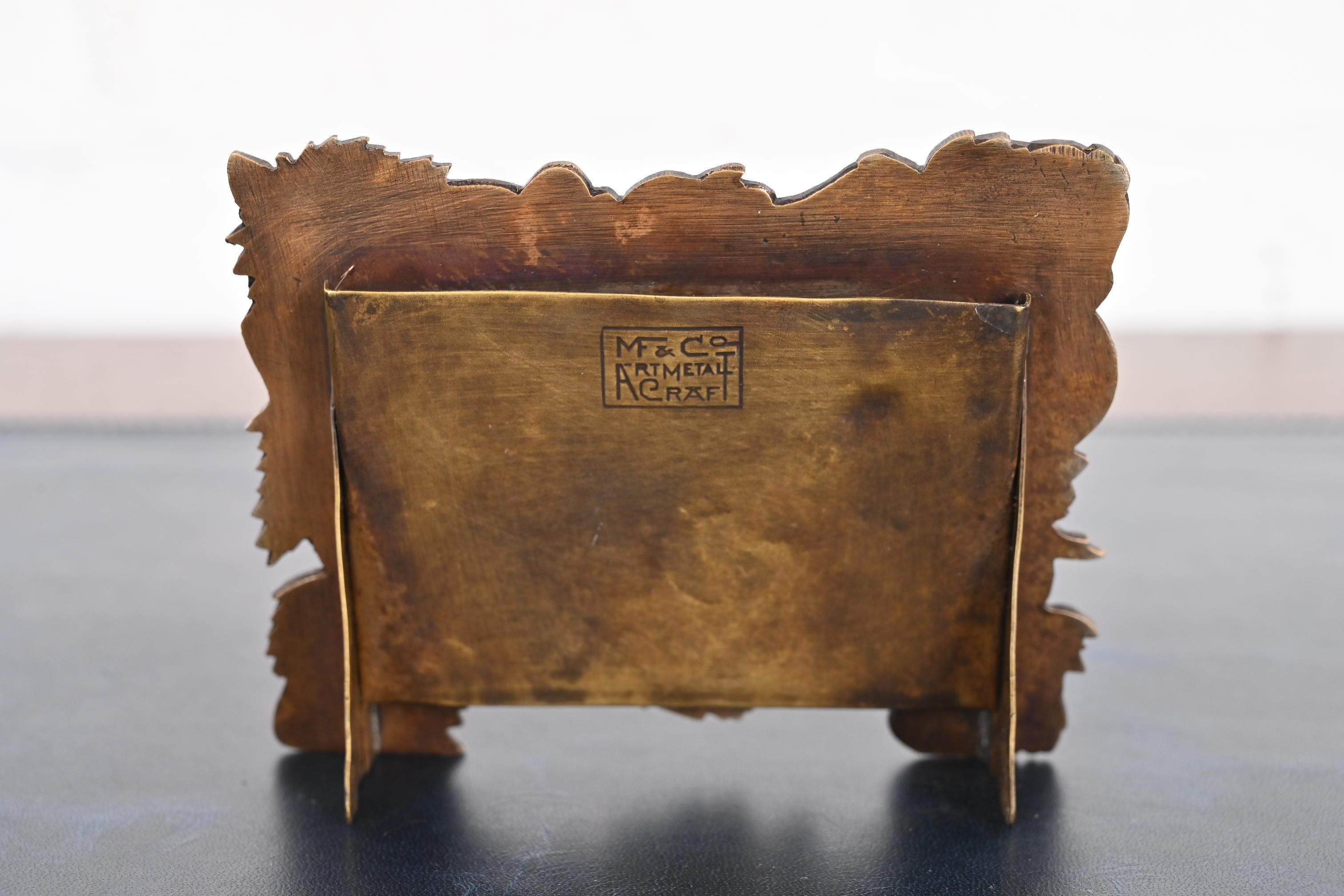 Marshall Field & Co. Antique Floral Ivy Bronze Desk Calendar Holder, Circa 1910 3