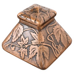 Marshall Field & Co. Antique Floral Ivy Bronze Inkwell, Circa 1910