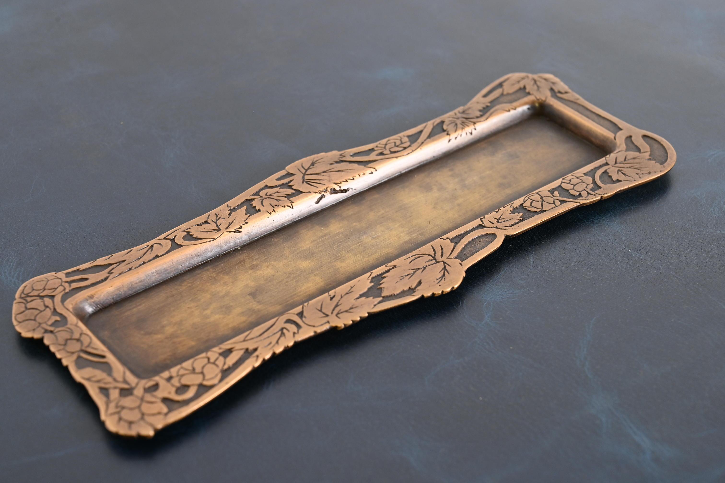 American Marshall Field & Co. Antique Floral Ivy Bronze Pen Tray, Circa 1910
