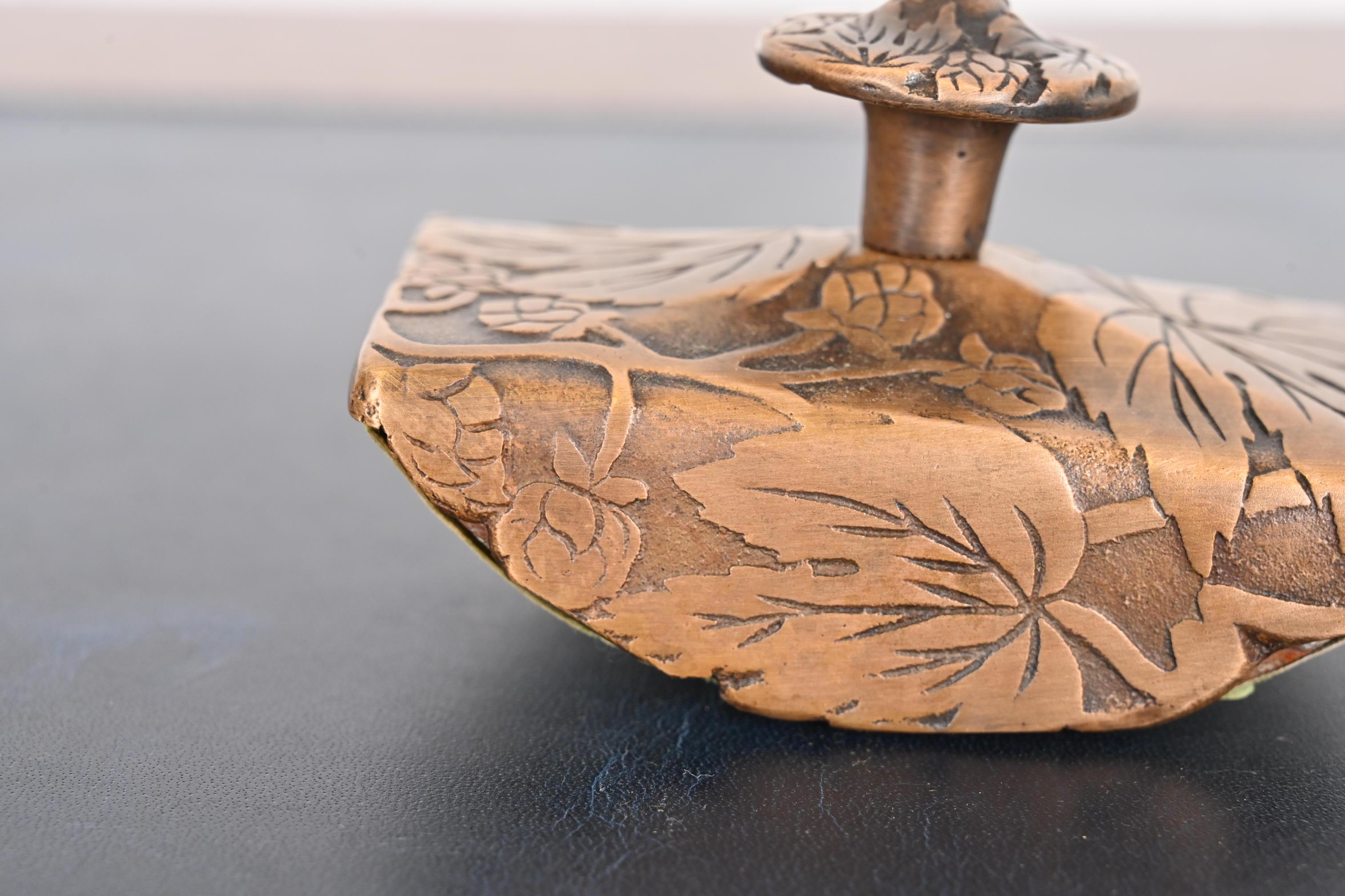 Marshall Field & Co. Antique Floral Ivy Bronze Rocker Blotter, Circa 1910 2