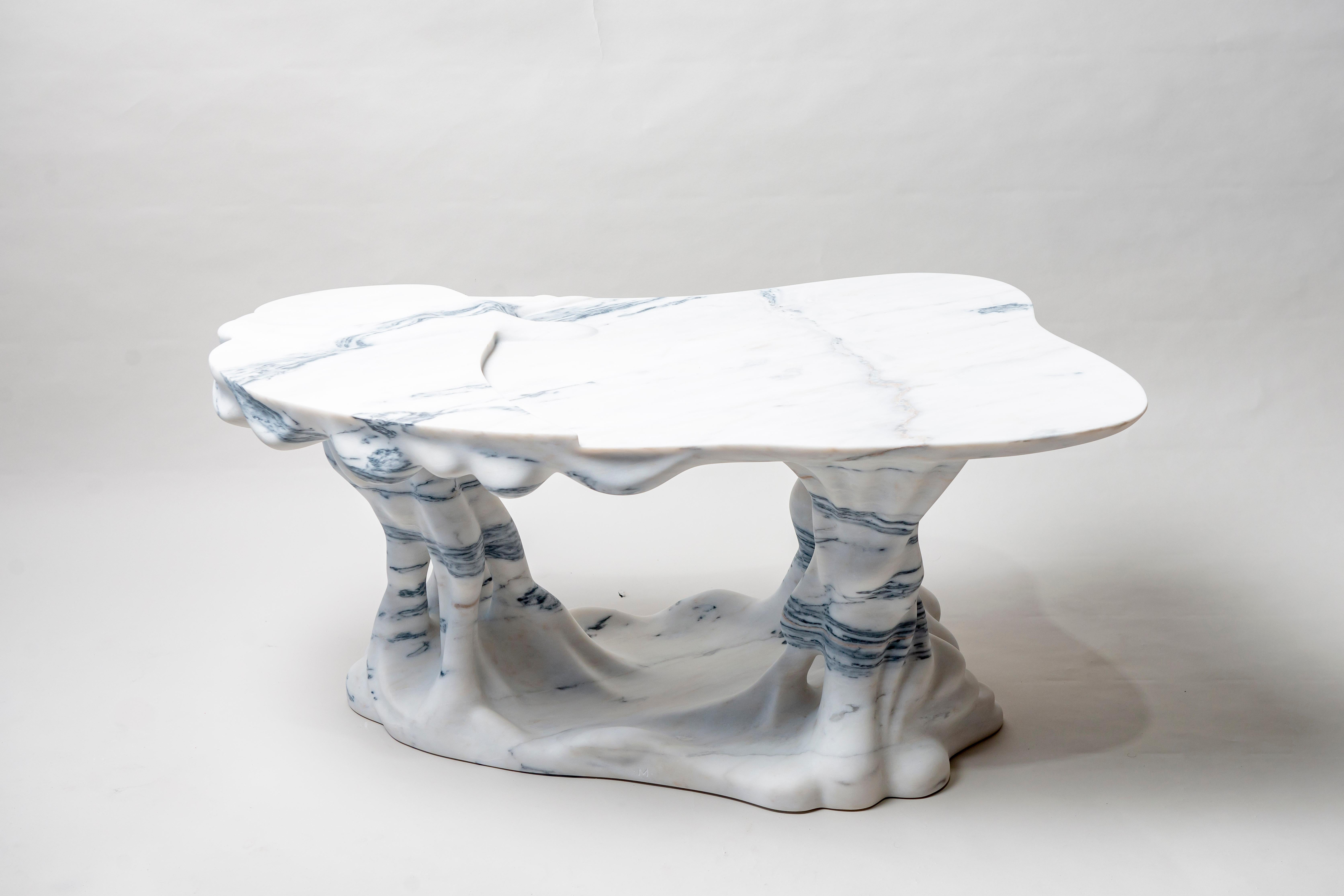 Marsili Handgefertigter Couchtisch aus weißem Marmor von MANTA Handmade Stone Designs im Angebot 8
