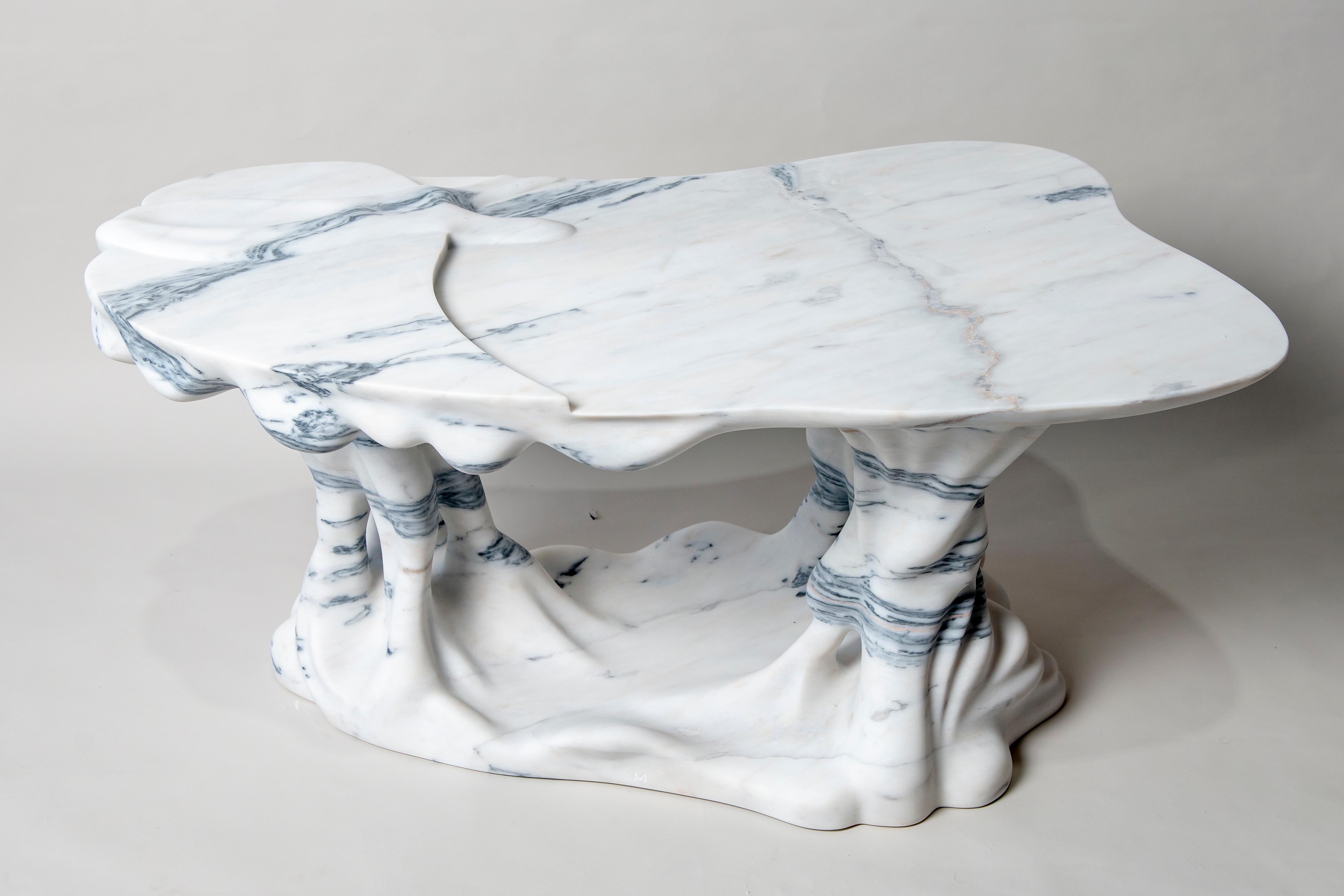 Marsili Handgefertigter Couchtisch aus weißem Marmor von MANTA Handmade Stone Designs im Angebot 14