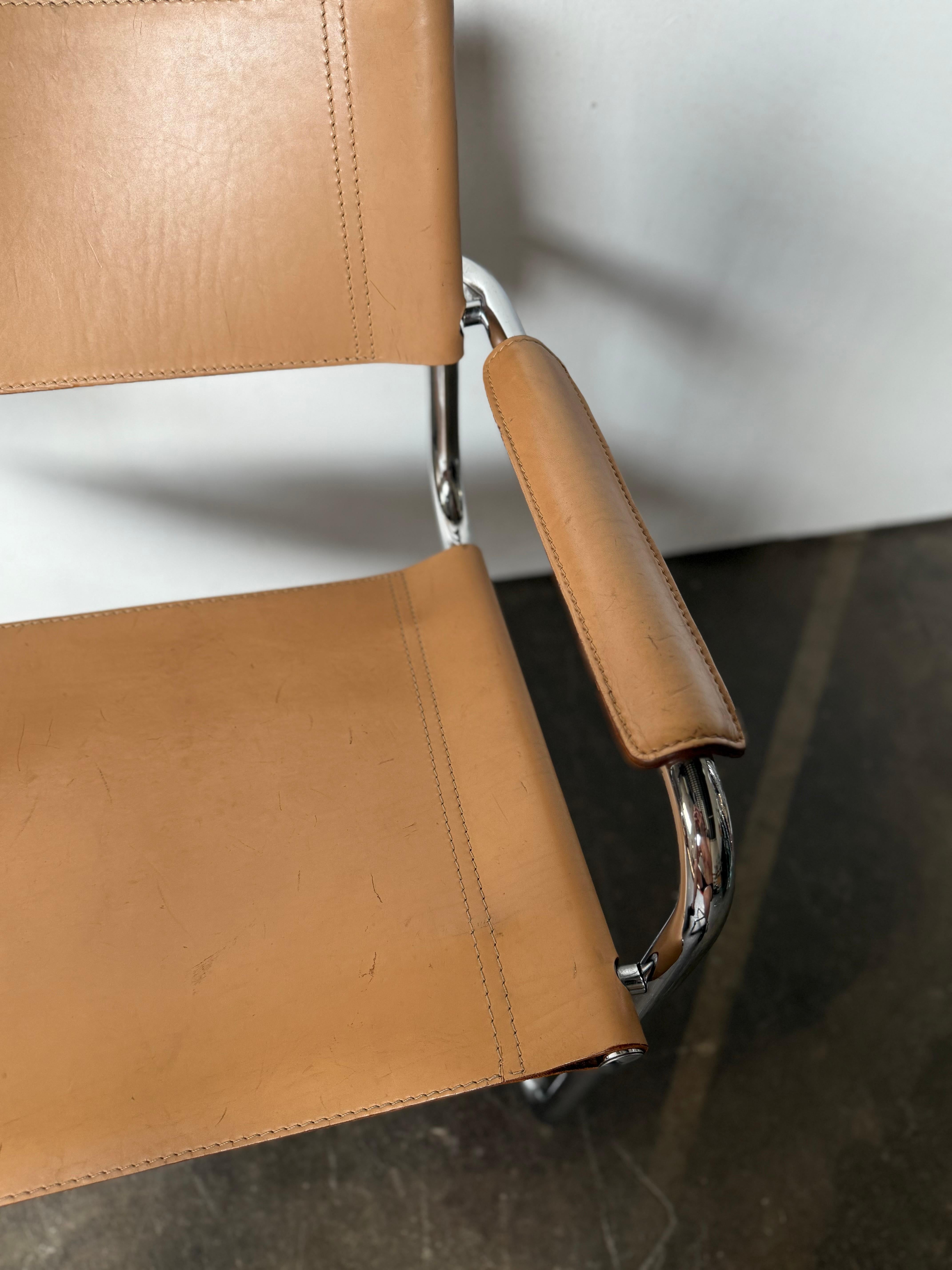 Chaises cantilever Bauhaus en chrome et cuir de Mart Stam en vente 6