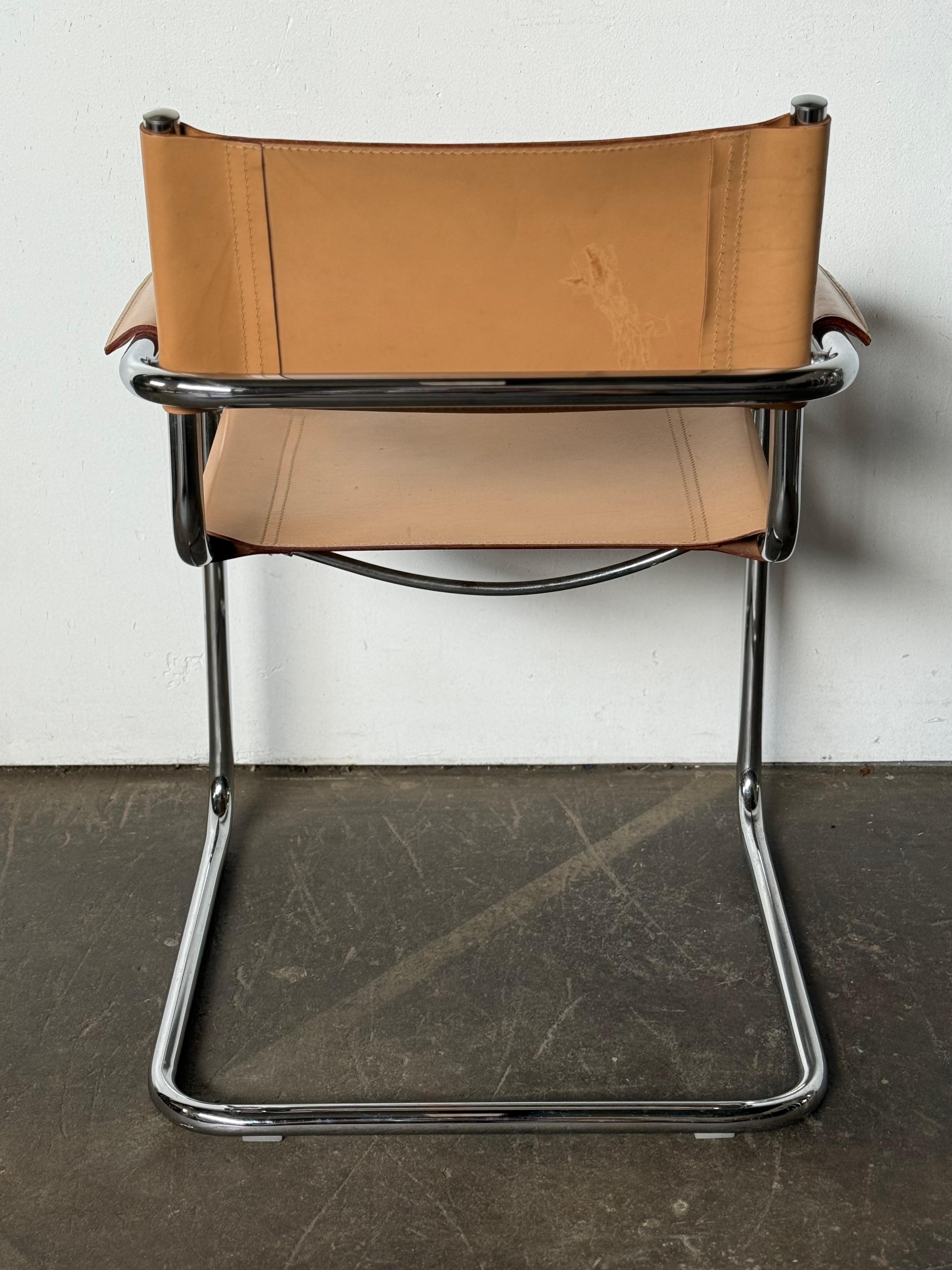 Chaises cantilever Bauhaus en chrome et cuir de Mart Stam en vente 3