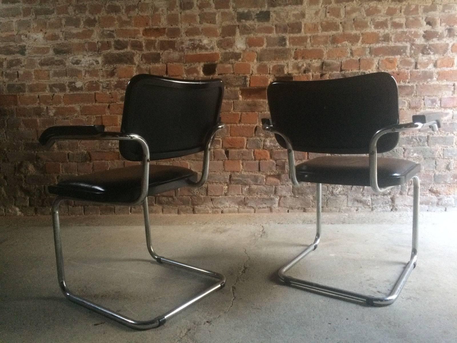 20th Century Pair of Mart Stam Design Cantilever Chairs, 1960s Original Leather and Chrome