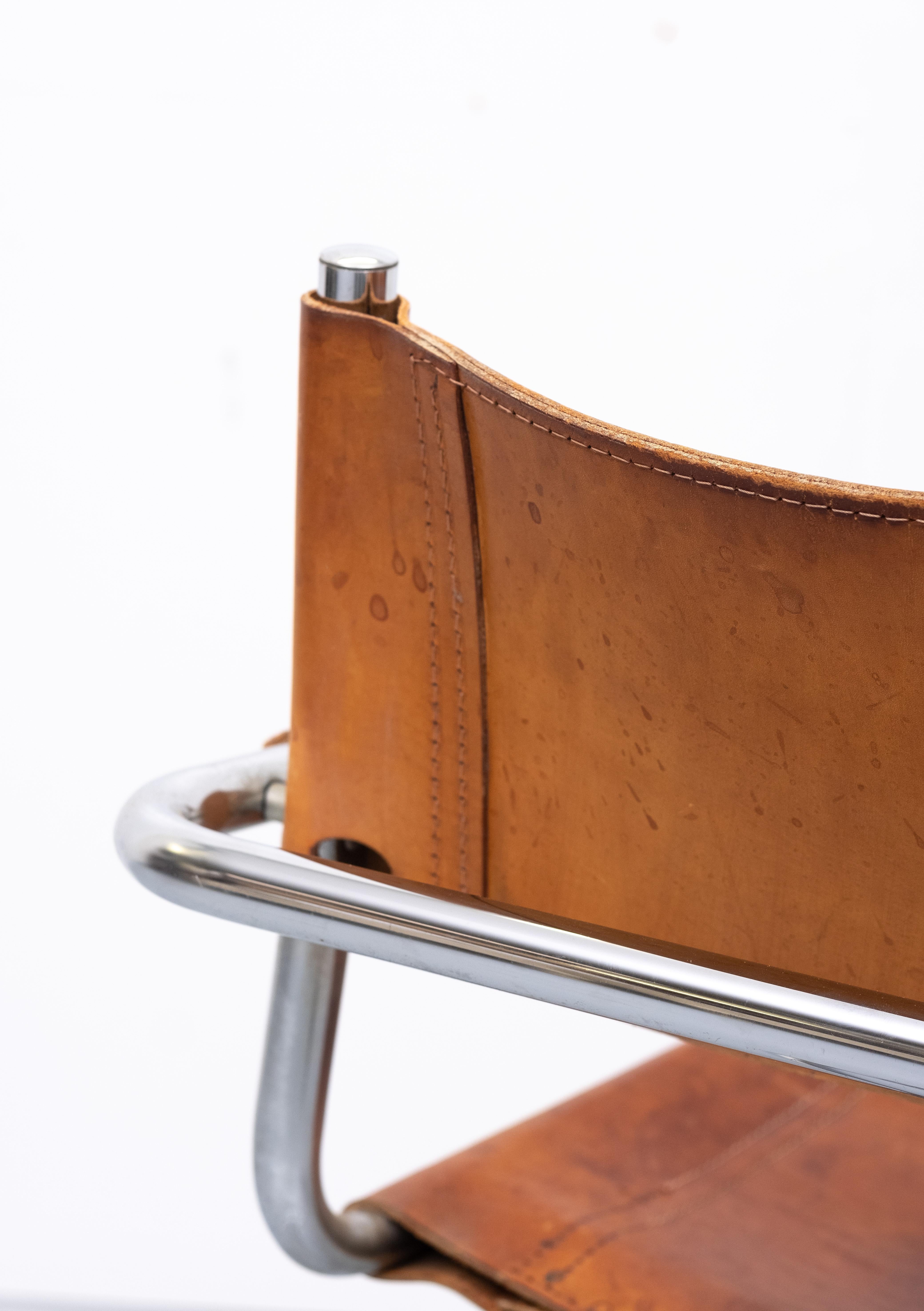 Mart Stam S34 Leather Bauhaus Cantilever Armchair  2