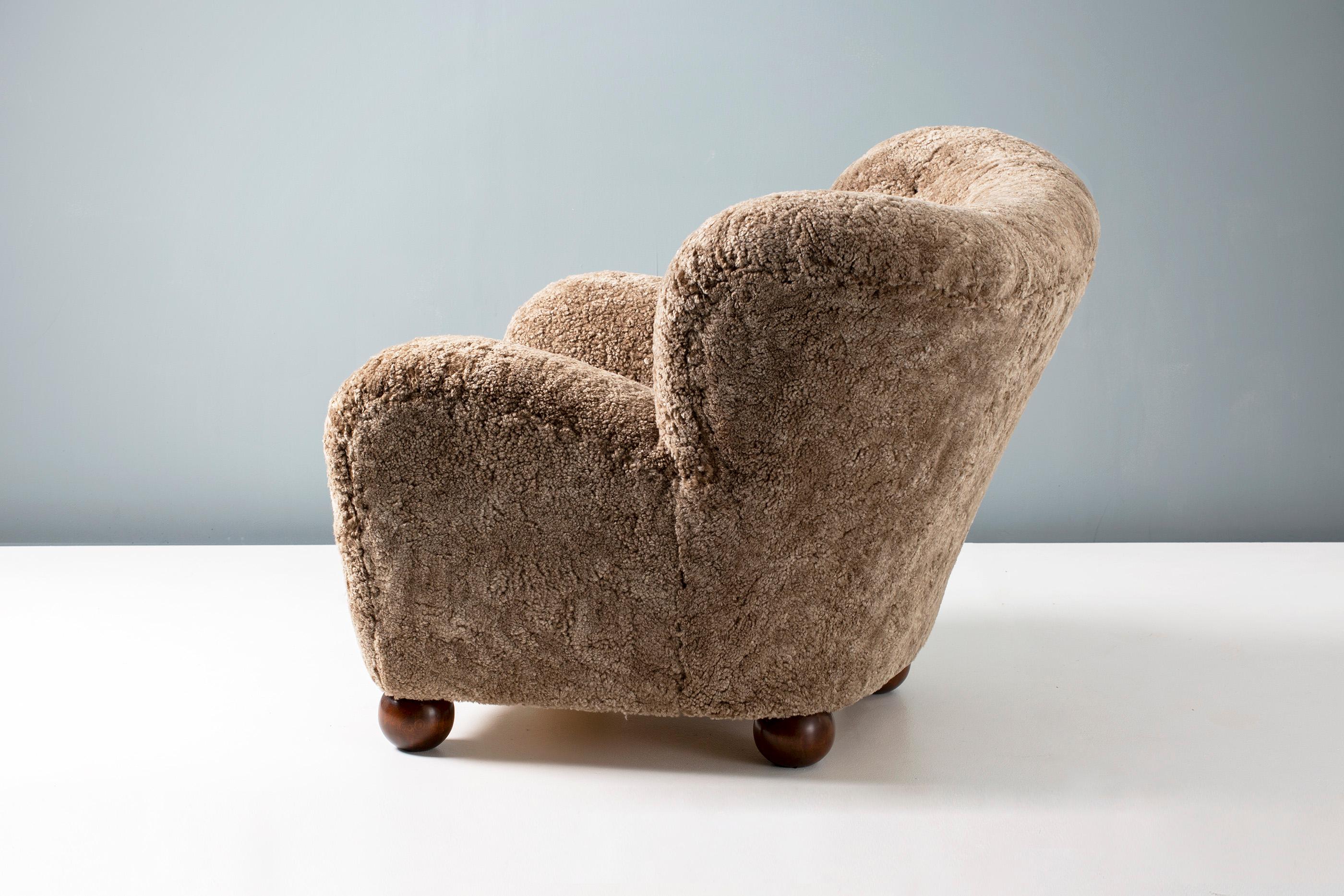 Marta Blomstedt 1930s Sheepskin Wing Chair for The Hotel Aulanko 1