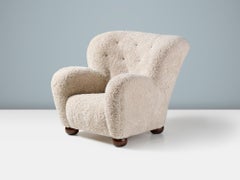 Chaise à oreilles en peau de mouton des années 1930 pour l'hôtel Aulanko