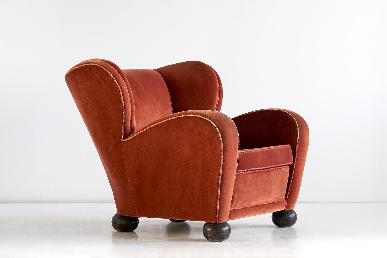 Finnish Märta Blomstedt Armchair in Mohair Designed for Hotel Aulanko, Finland, 1939
