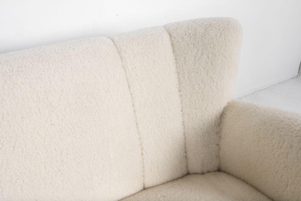 20th Century Marta Blomstedt Lambswool & Walnut Sofa, Finland circa 1940s For Sale