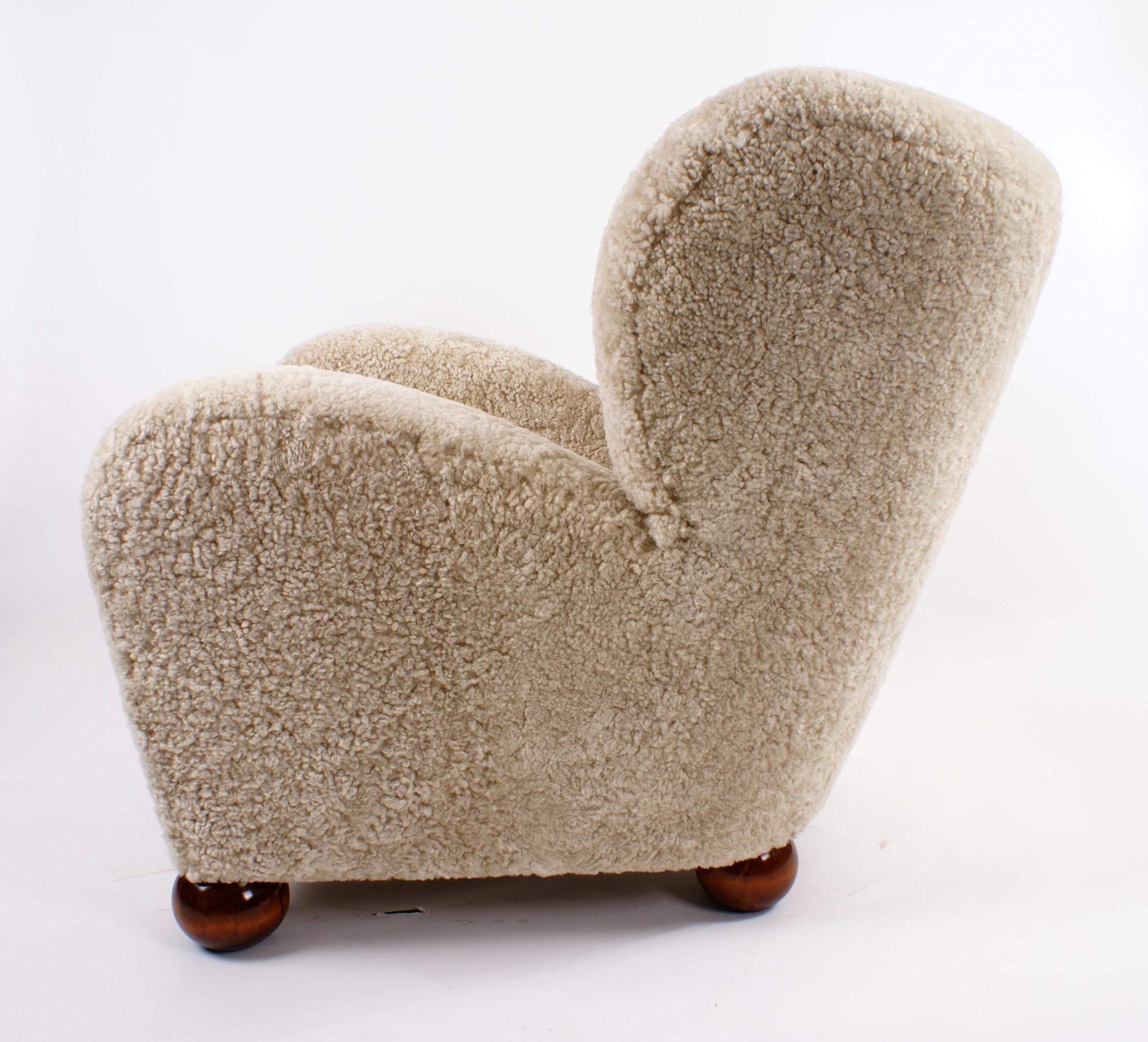 Finnish Marta Blomstedt Pair of Easy Chairs in Sheepskin for Hotel Aulanko Finland, 1939