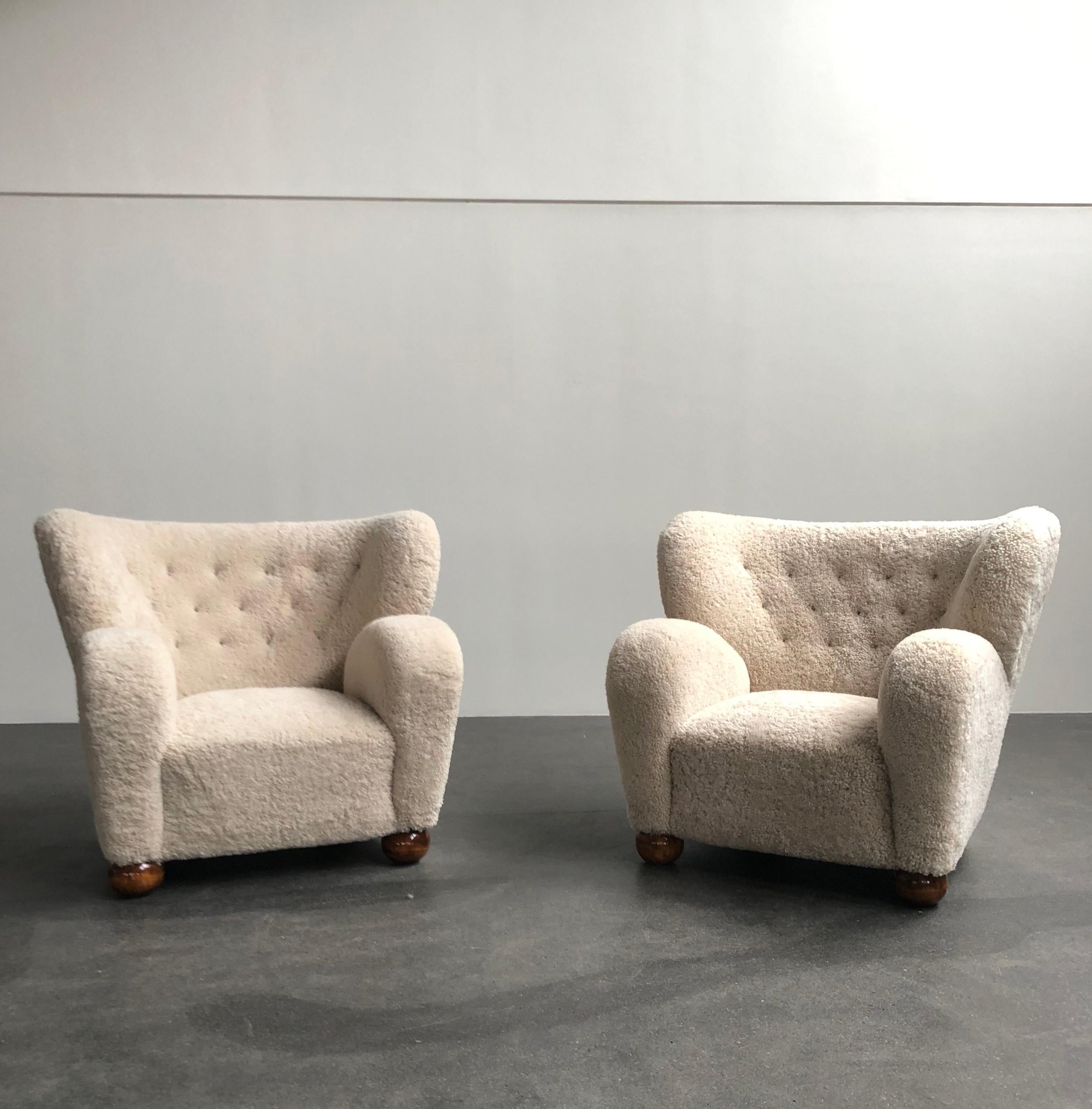 Finnish Marta Blomstedt Pair of Easy Chairs in Sheepskin for Hotel Aulanko Finland, 1939 For Sale