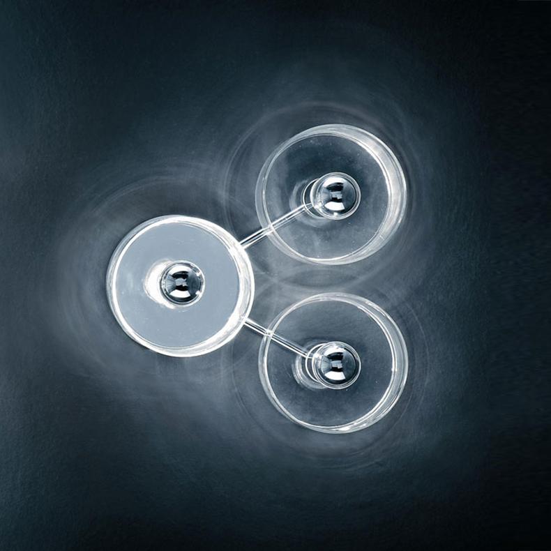 Marta Laudani & Marco Romanelli Set of Three Wall Lamp 'Fiore' by Oluce In New Condition For Sale In Barcelona, Barcelona
