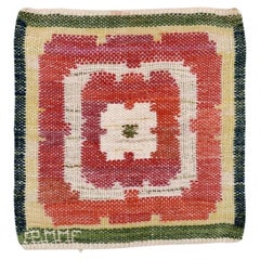 Märta Måås-Fjetterström (1873-1941), Sweden. Hand-woven wall rug of wool.