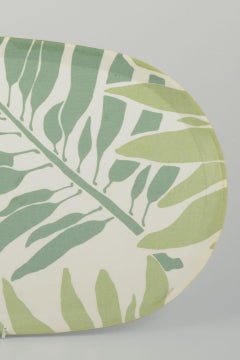Märta Måås-Fjetterström AB. Oval serving tray in moulded wood with leaf motif.
