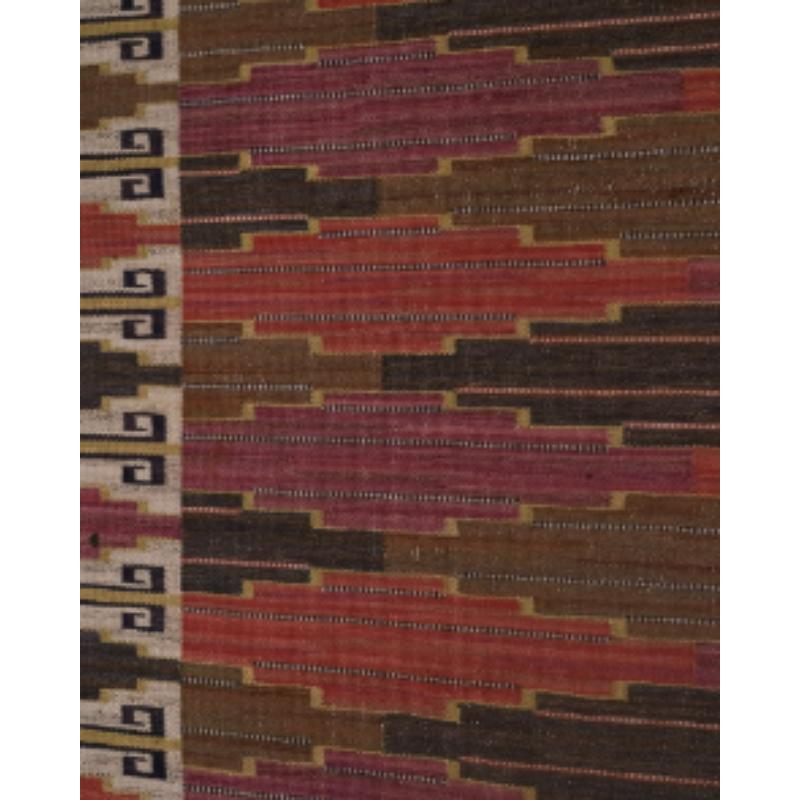 Svedese, progettata nel 1931
Lana su ordito di lino
W303 x L208 cm
