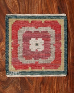 Märta Måås-Fjetterström handwoven tapestry "Båstadrosen"