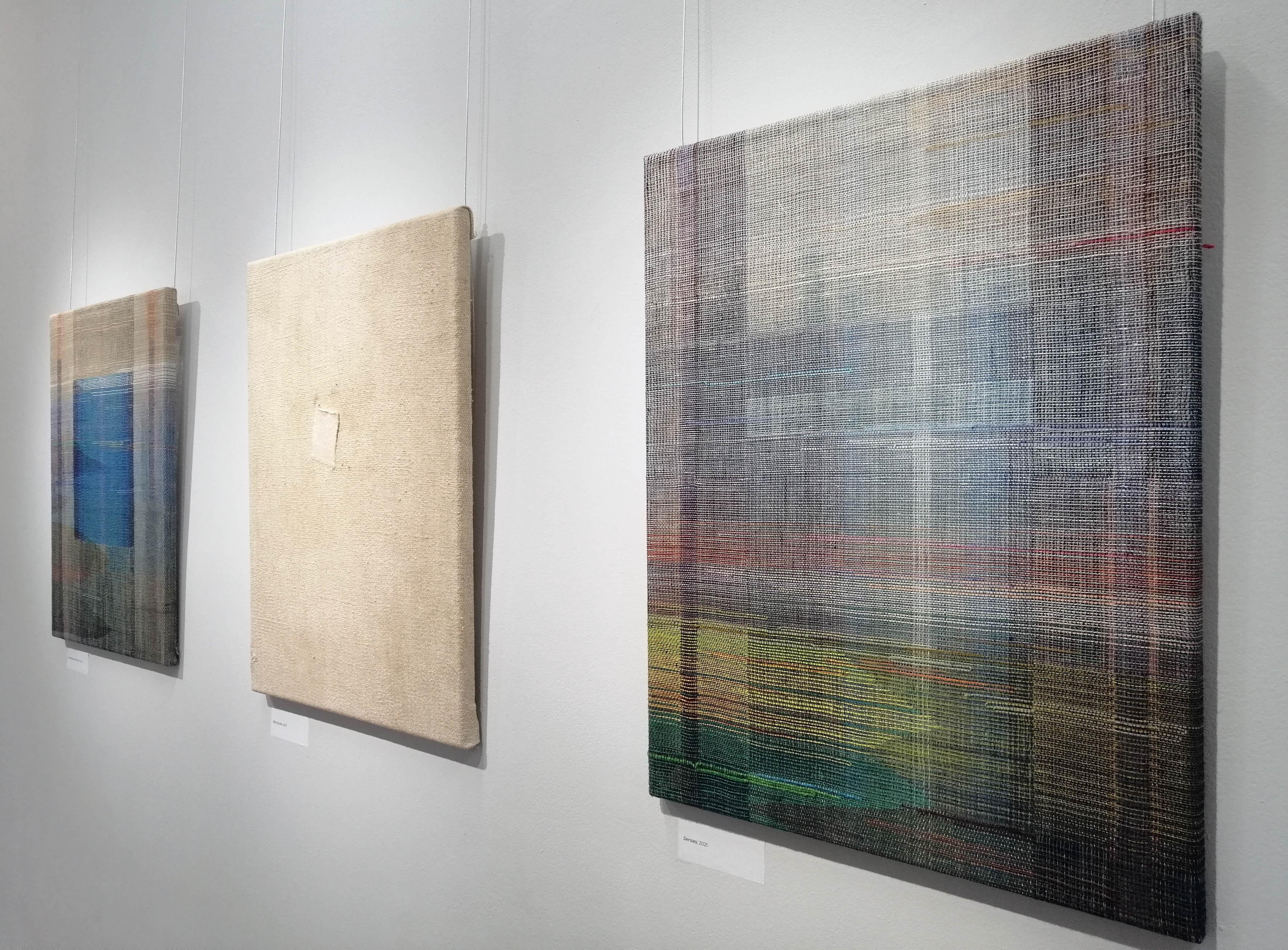 Senses - Paysage abstrait, œuvre d'art contemporaine tissée et peinte - Painting de Marta Pokojowczyk