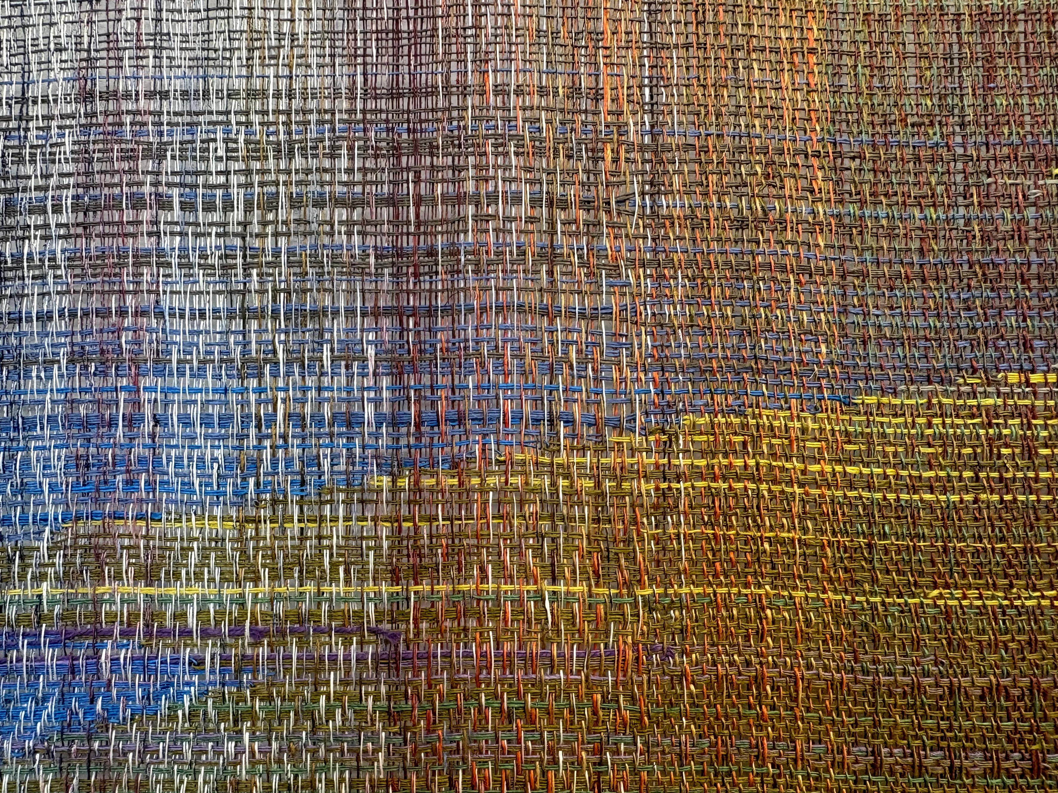 The Heat – Handgewebt  Abstrakte Landschaft, Zeitgenössische gewebte und gemalte Kunstwerke im Angebot 2