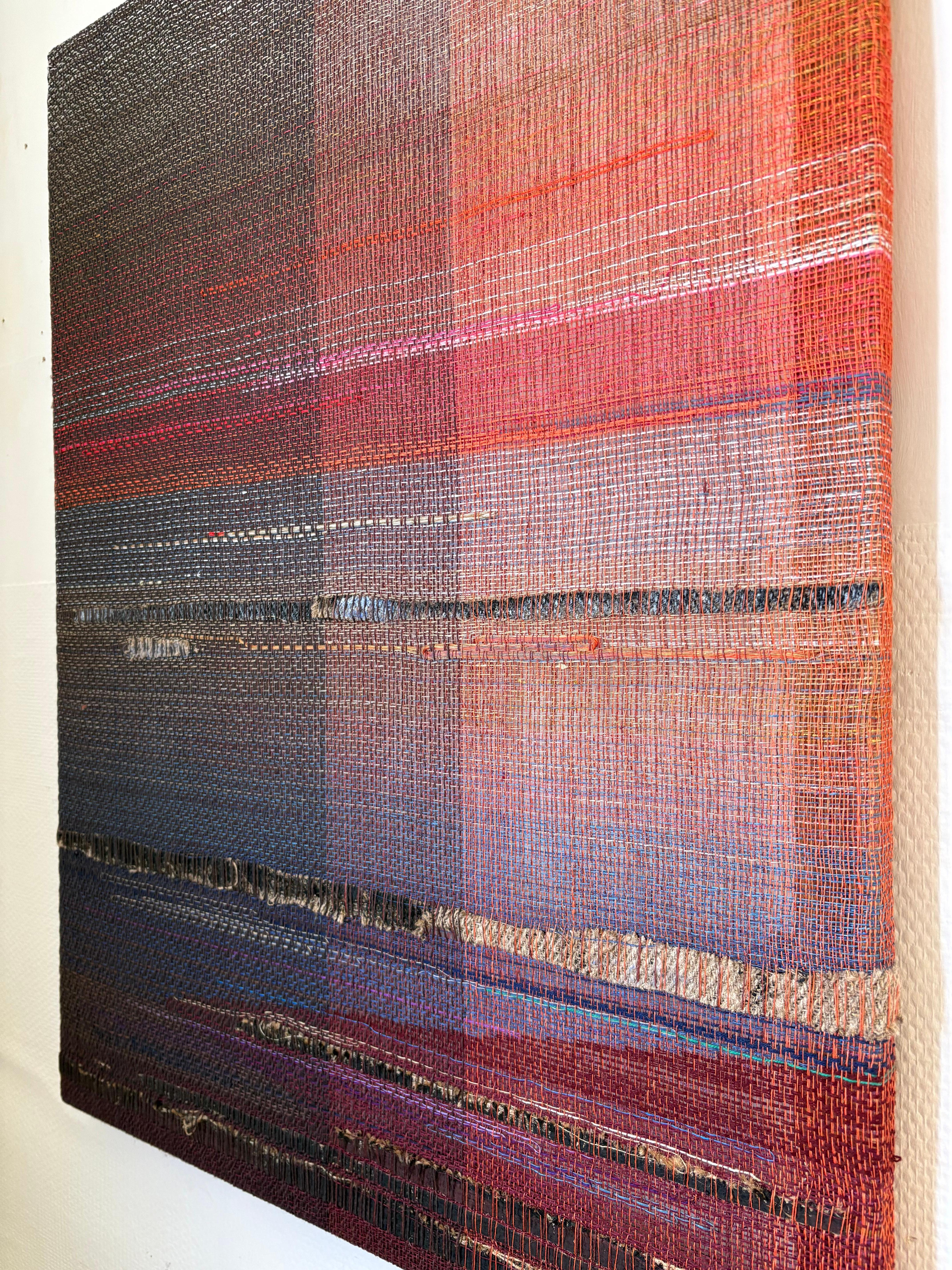 The Weight of Warmth - Zeitgenössisches gewebtes und gemaltes abstraktes Kunstwerk (Braun), Landscape Painting, von Marta Pokojowczyk