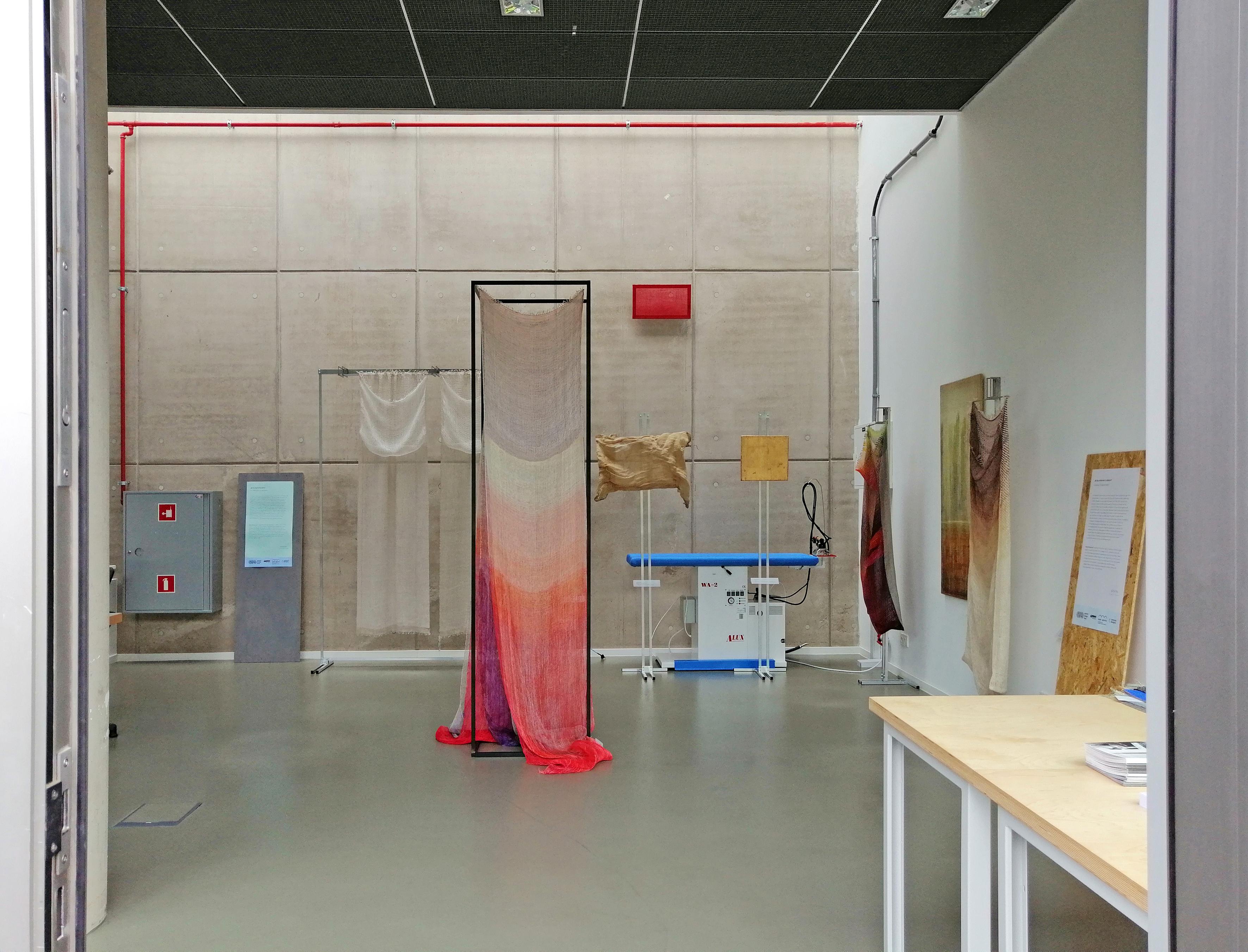 Presence - Handwoven Form 1 , Objects for Objects contemporaneo, forma scultorea in vendita 6
