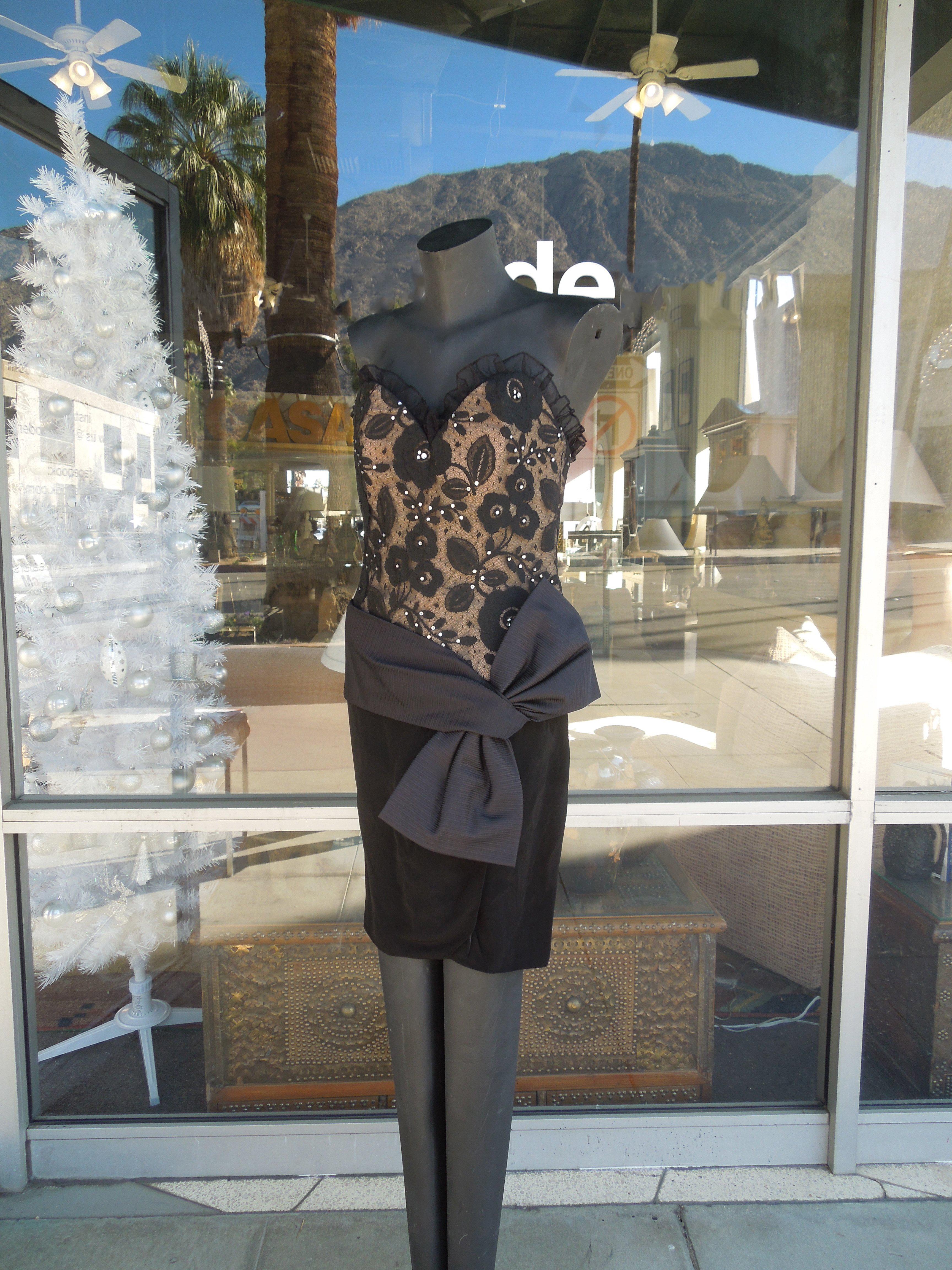Martha New York Chic Little Black Dress Attributed to Bill Blass In Excellent Condition In Palm Springs, CA