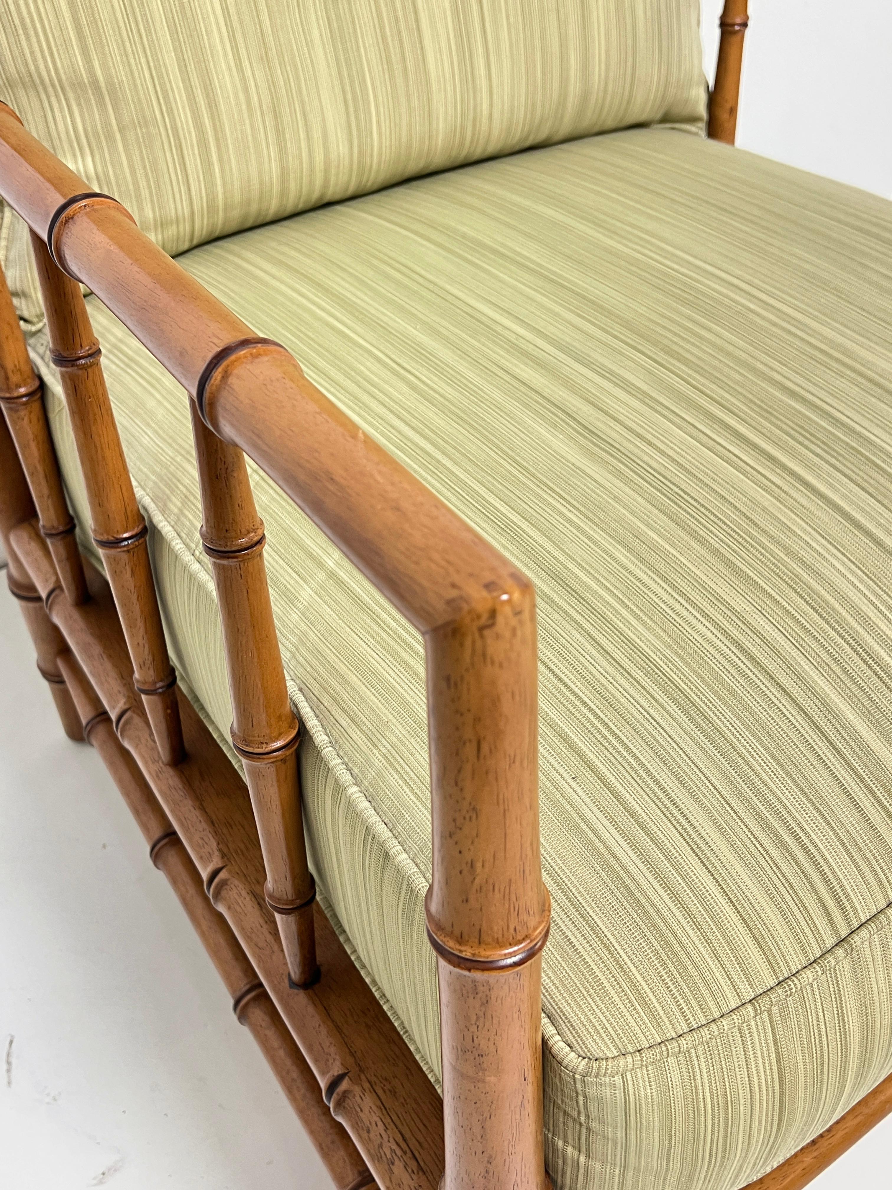 Fin du 20e siècle Martha Stewart pour Bernhardt Chaise longue en faux bambou de style Chippendale français en vente