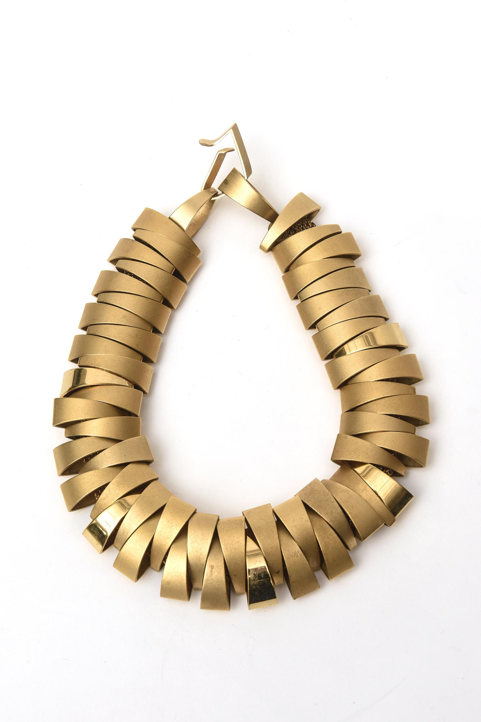  Sculptural Gold Plated Collar Necklace In Good Condition In North Miami, FL