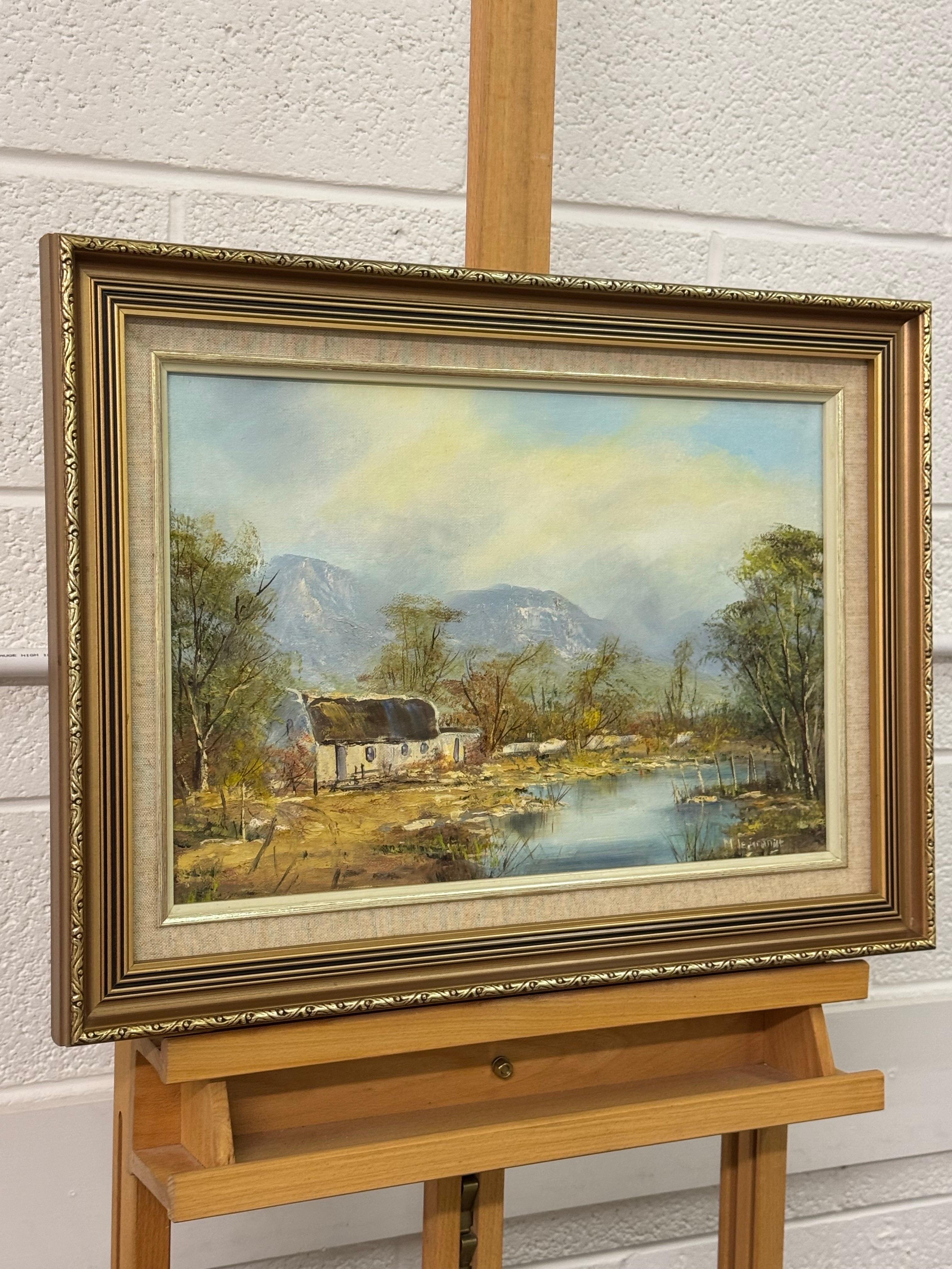 Dipinto a olio d'epoca raffigurante un cottage vicino a un fiume nelle montagne del Sudafrica - Painting di Marthinus la Grange