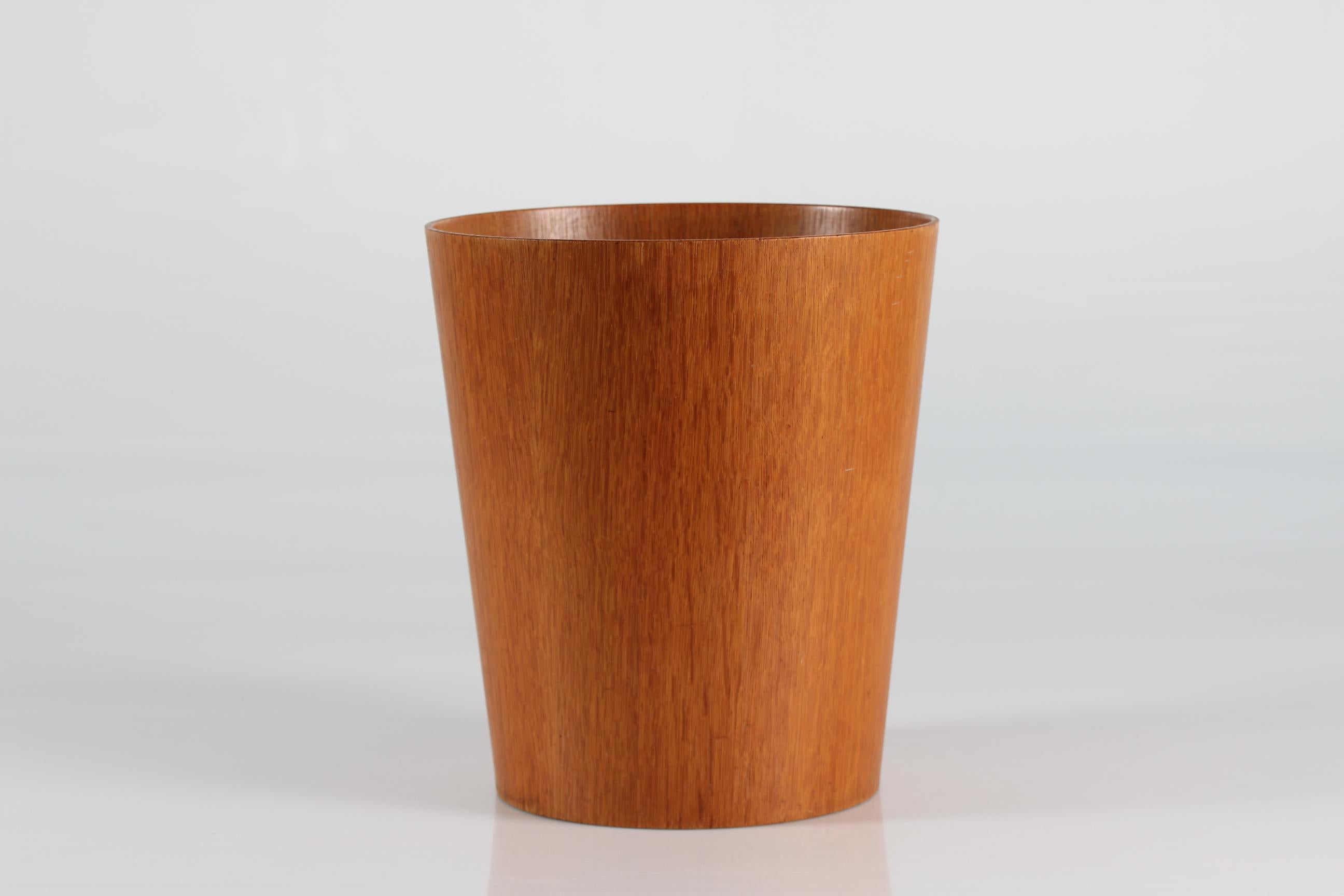 Mid-20th Century Martin Aberg Conical Wastepaper Basket of Oak Veneer by Sevex Sweden Mid-Century