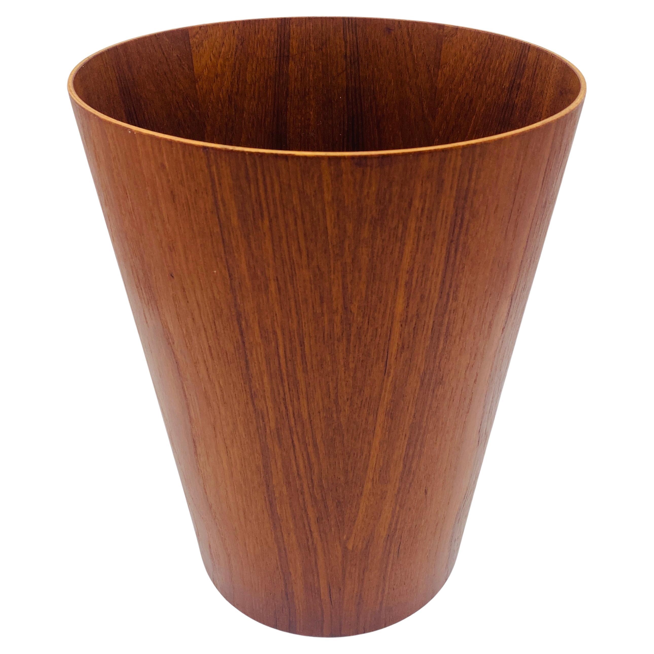 Martin Aberg Mid-Century Teak Wastebasket by Servex of Sweden 1960s For Sale
