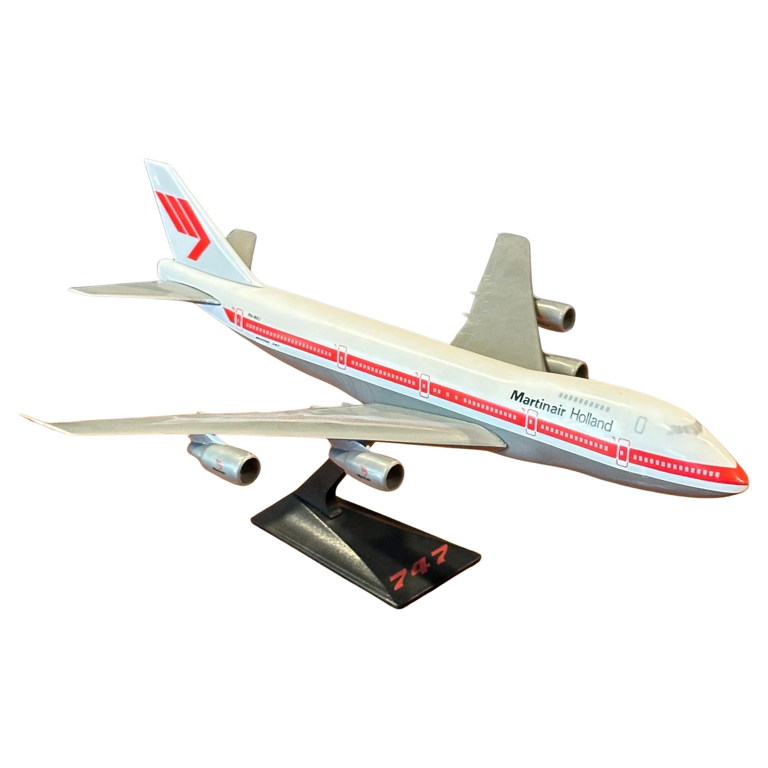 Martin Airlines Holland Boeing 747Jumbo Jetliner Airplane Contractor Desk Model (maquette de bureau) en vente 8