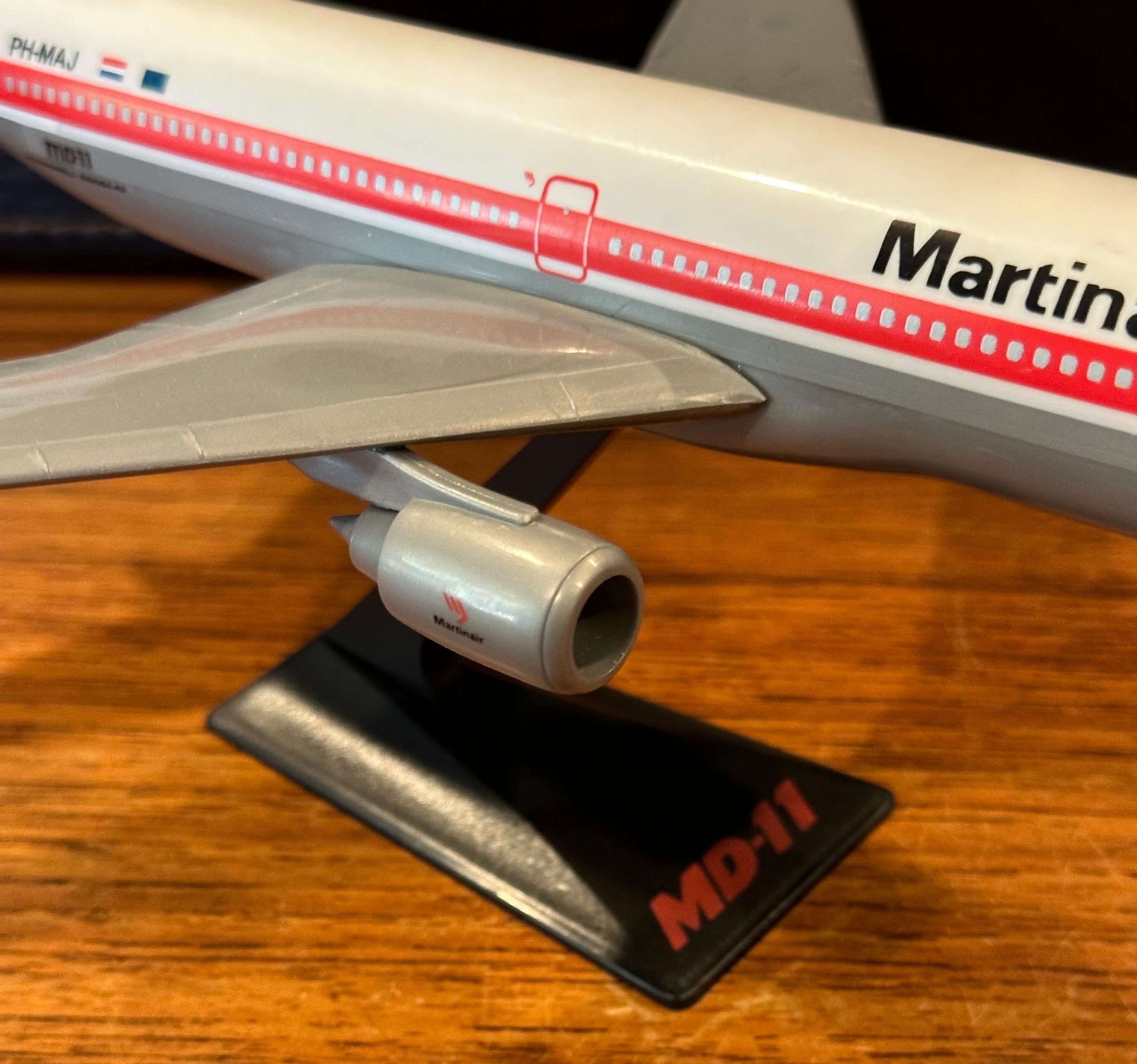 Modèle de bureau d'entrepreneur d'avion Jetliner Holland MD-11Jumbo de Martin Airlines en vente 4