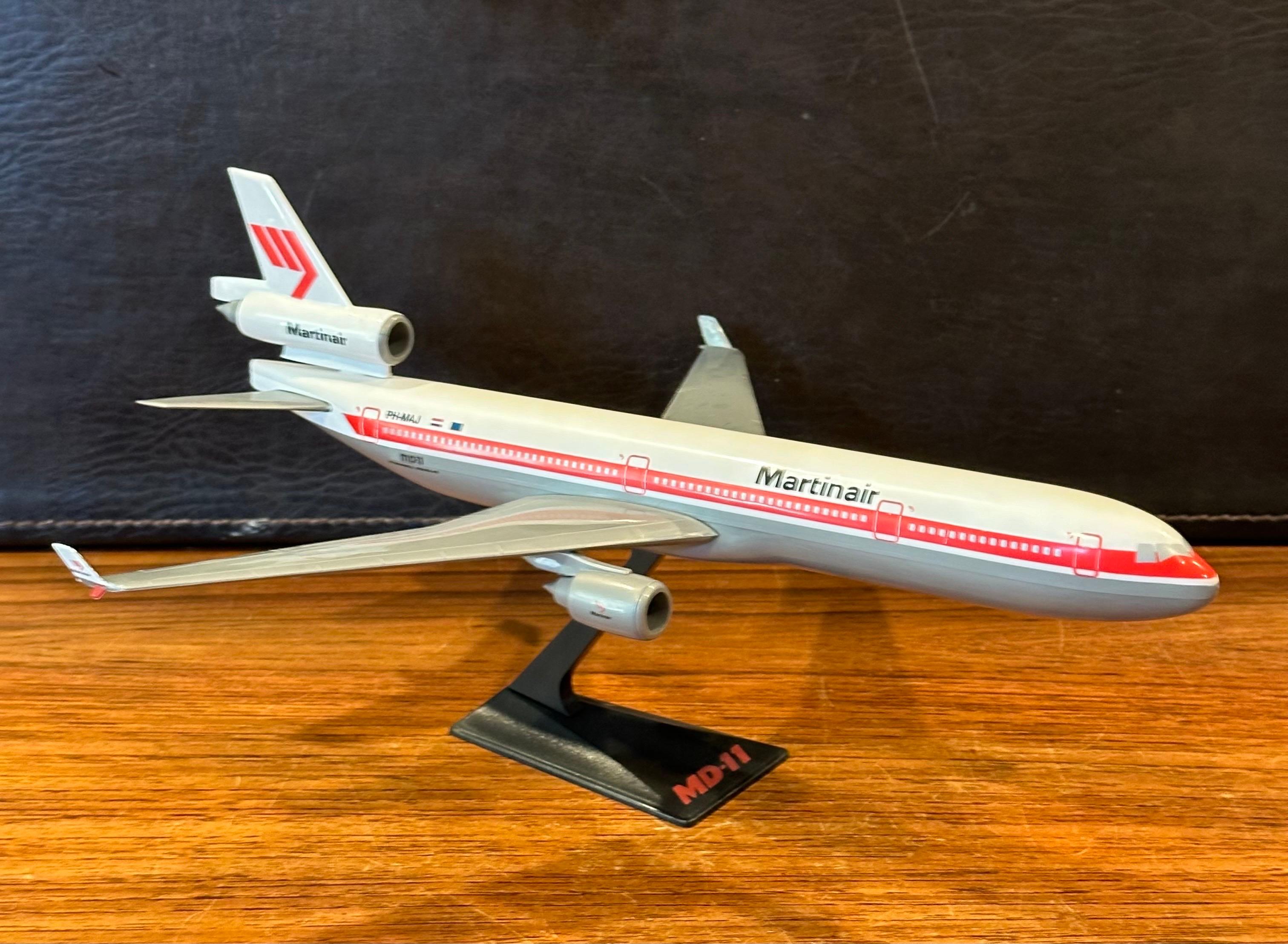 Modèle de bureau d'entrepreneur d'avion Jetliner Holland MD-11Jumbo de Martin Airlines en vente 1