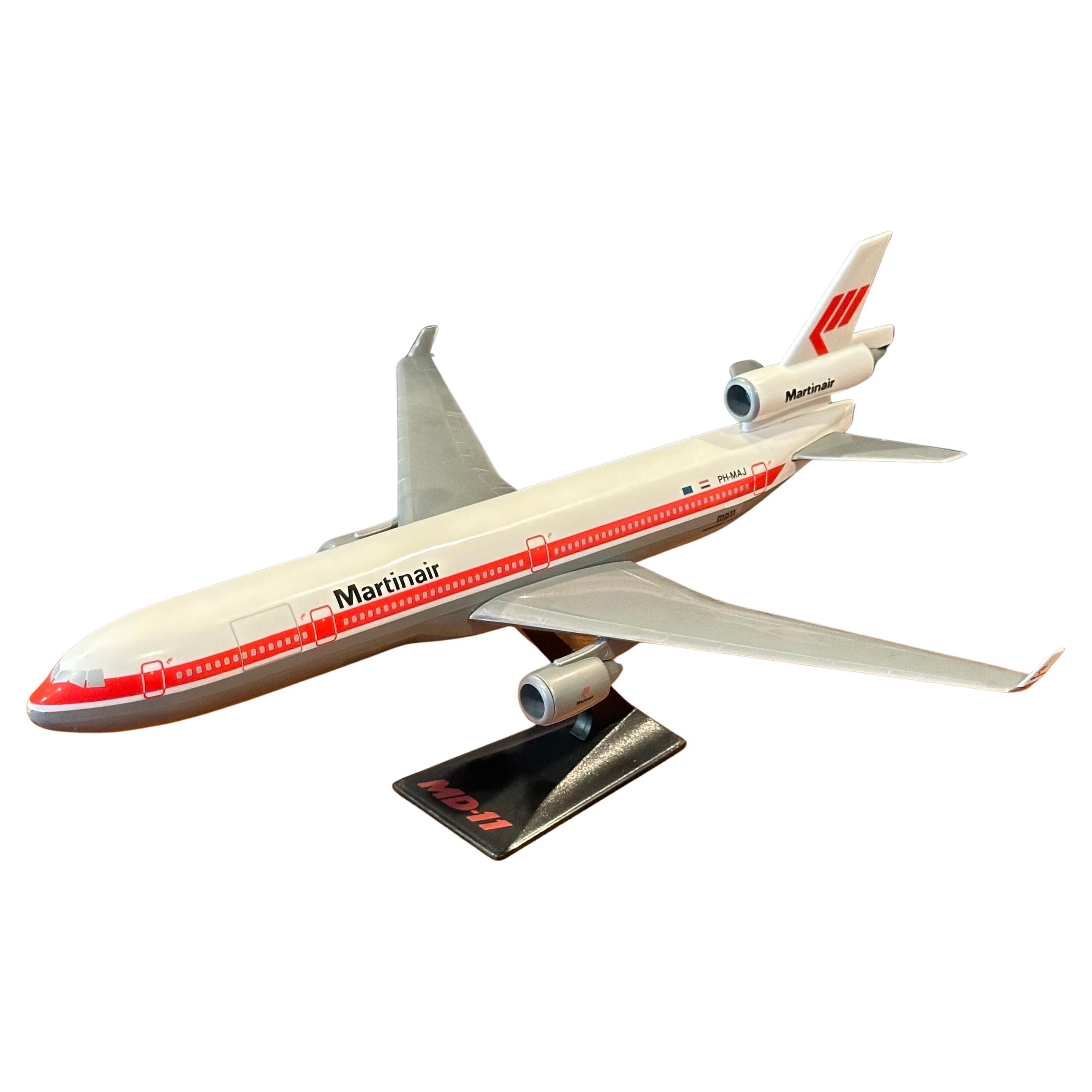 Martin Airlines Holland MD-11Jumbo Jetliner Airplane Contractor Desk Model