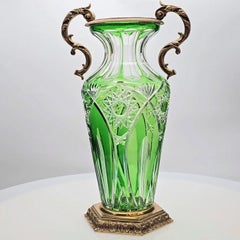 Centro de mesa de cristal Martín Benito, verde y bronce, París Francia