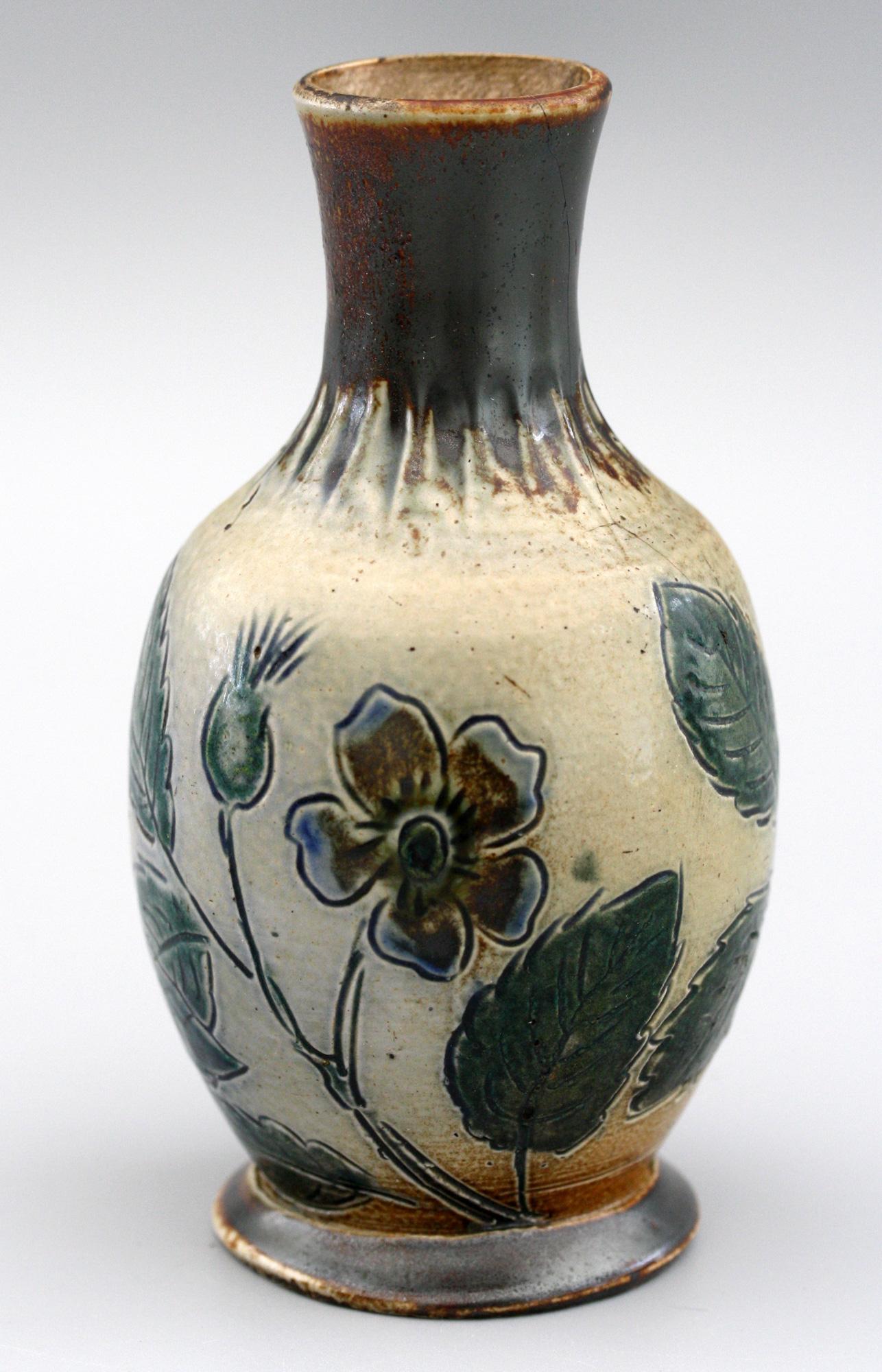 Martin Brothers Art Pottery Dog Rose Vase, 19th Century 2