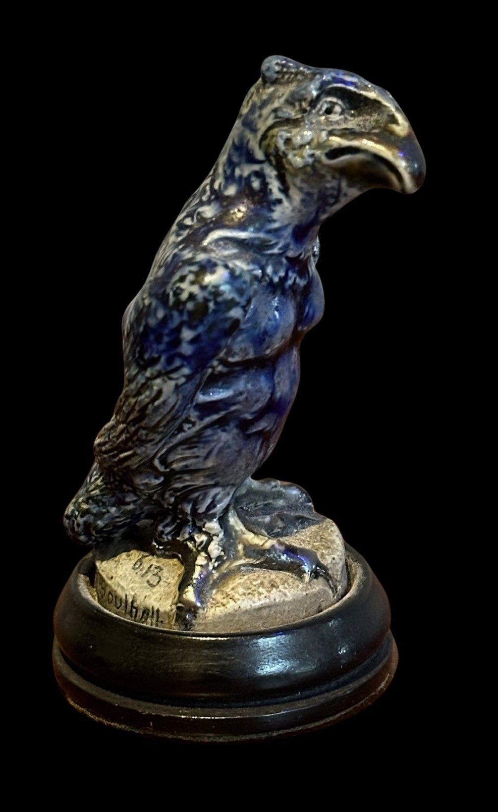 Martin Brothers Miniature Bird In Excellent Condition For Sale In Chipping Campden, GB
