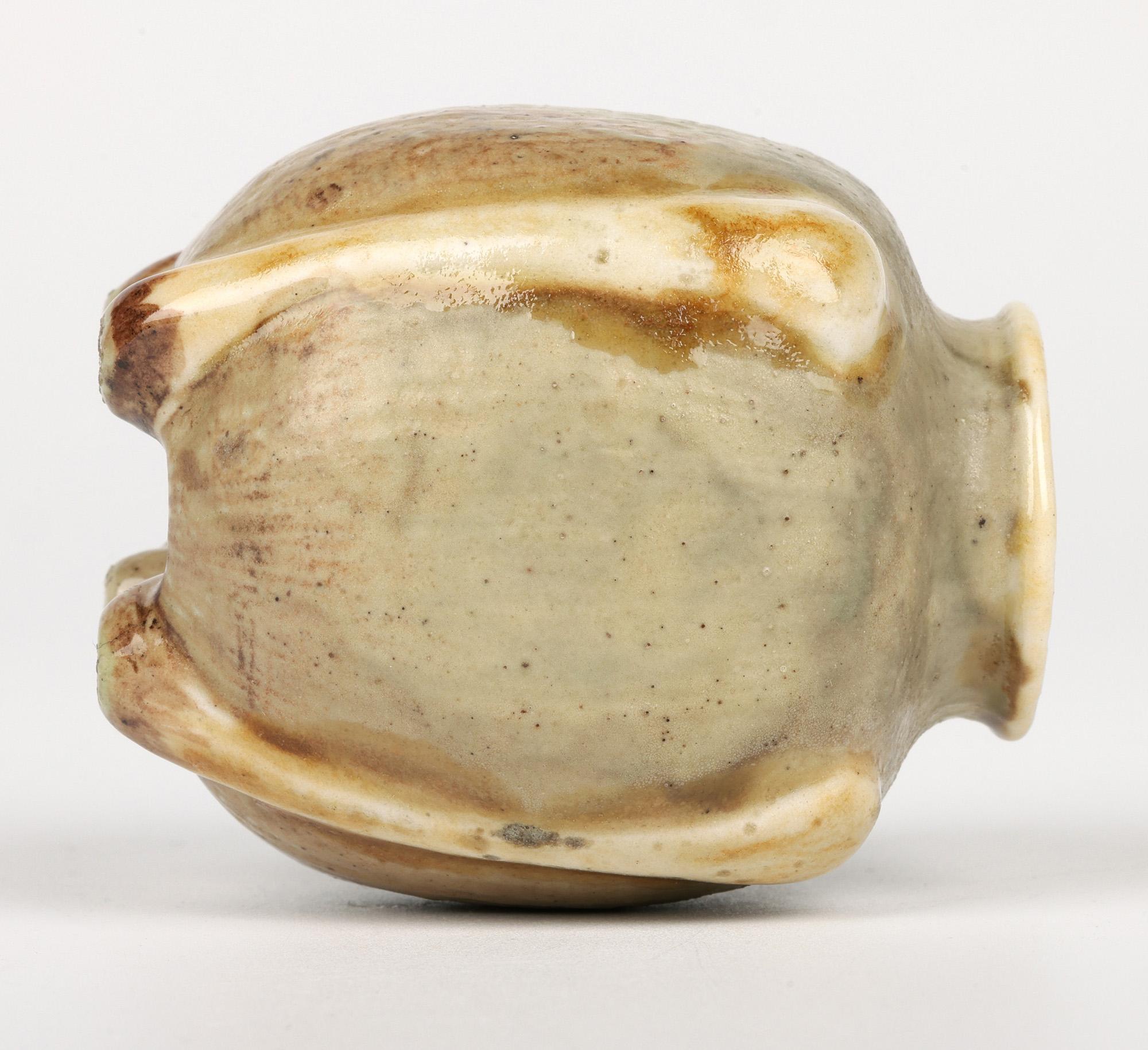 Martin Brothers Southall Gourd Shaped Art Pottery Vase Dated 1901 In Good Condition In Bishop's Stortford, Hertfordshire