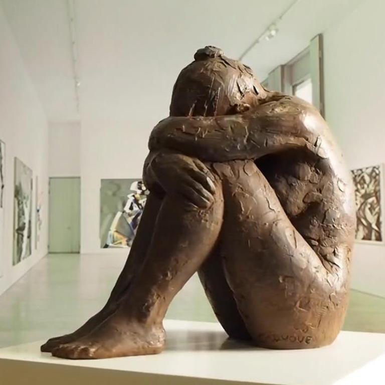 Big Act of Cluster Woman - Martín Duque Impressionist Bronze layer Sculpture For Sale 8