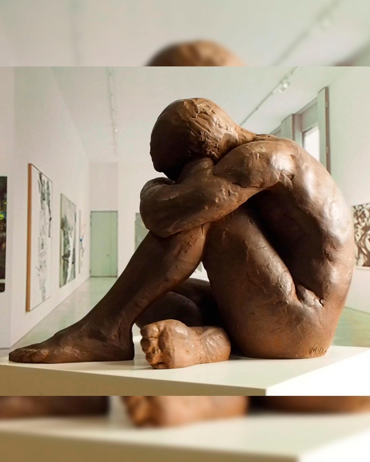 Big Act of Naked Man - Martín Duque Impressionist Bronze layer Sculpture For Sale 8