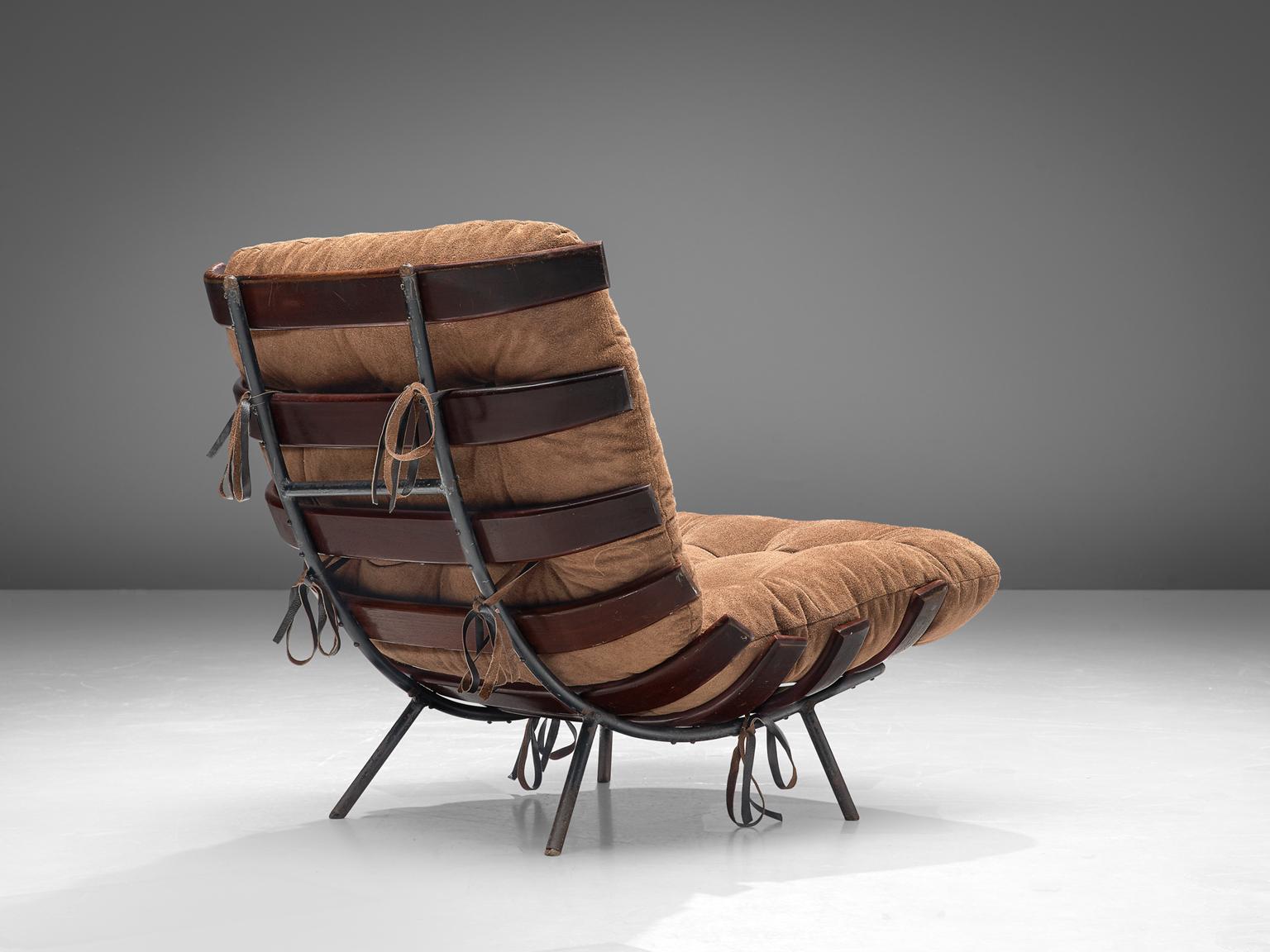Martin Eisler & Carlo Hauner for Forma, 'Costela' chair, fabric, rosewood and metal, Brazil, 1950s. 

The phenomenal 'Costela' chair by Brazilian designer duo Eisler and Hauner. The chairs thanks its name to its rosewood, rhythmic frame that