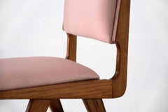 Martin Eisler y Carlo Hauner Diseño brasileño Silla de comedor de madera de seda rosa, 1950
