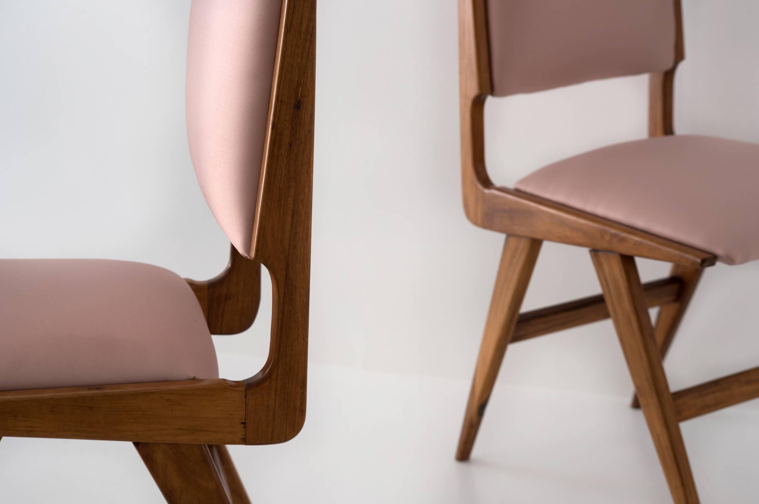 Mid-Century Modern Martin Eisler & Carlo Hauner Brazilian Design Pink Silk Wood Dining Chairs, 1950 For Sale